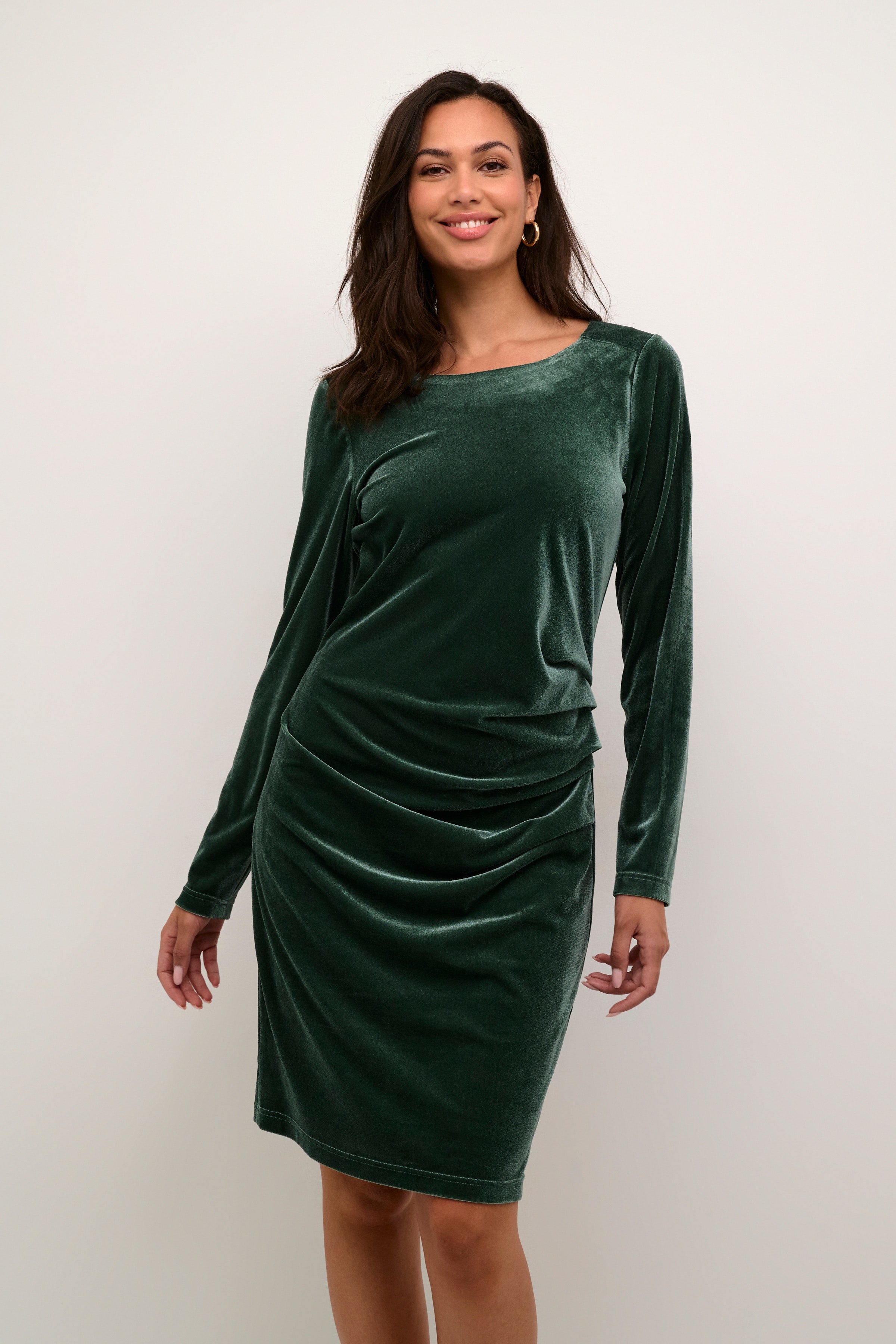 Kelly Velourkjole LOOKBOOK FRONT 10501495-185913