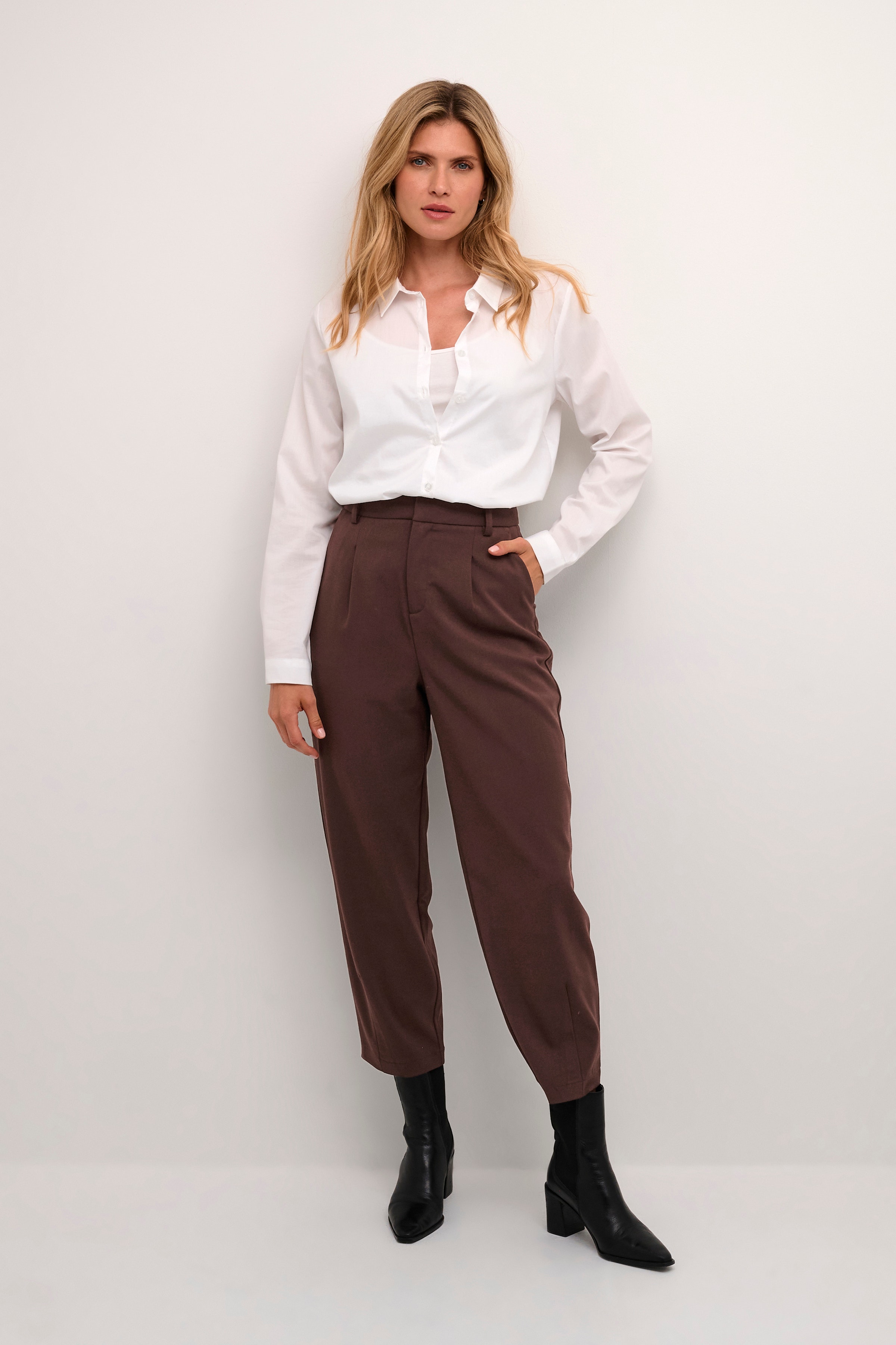 KAmerle Bukser LOOKBOOK FRONT 10504769-191016