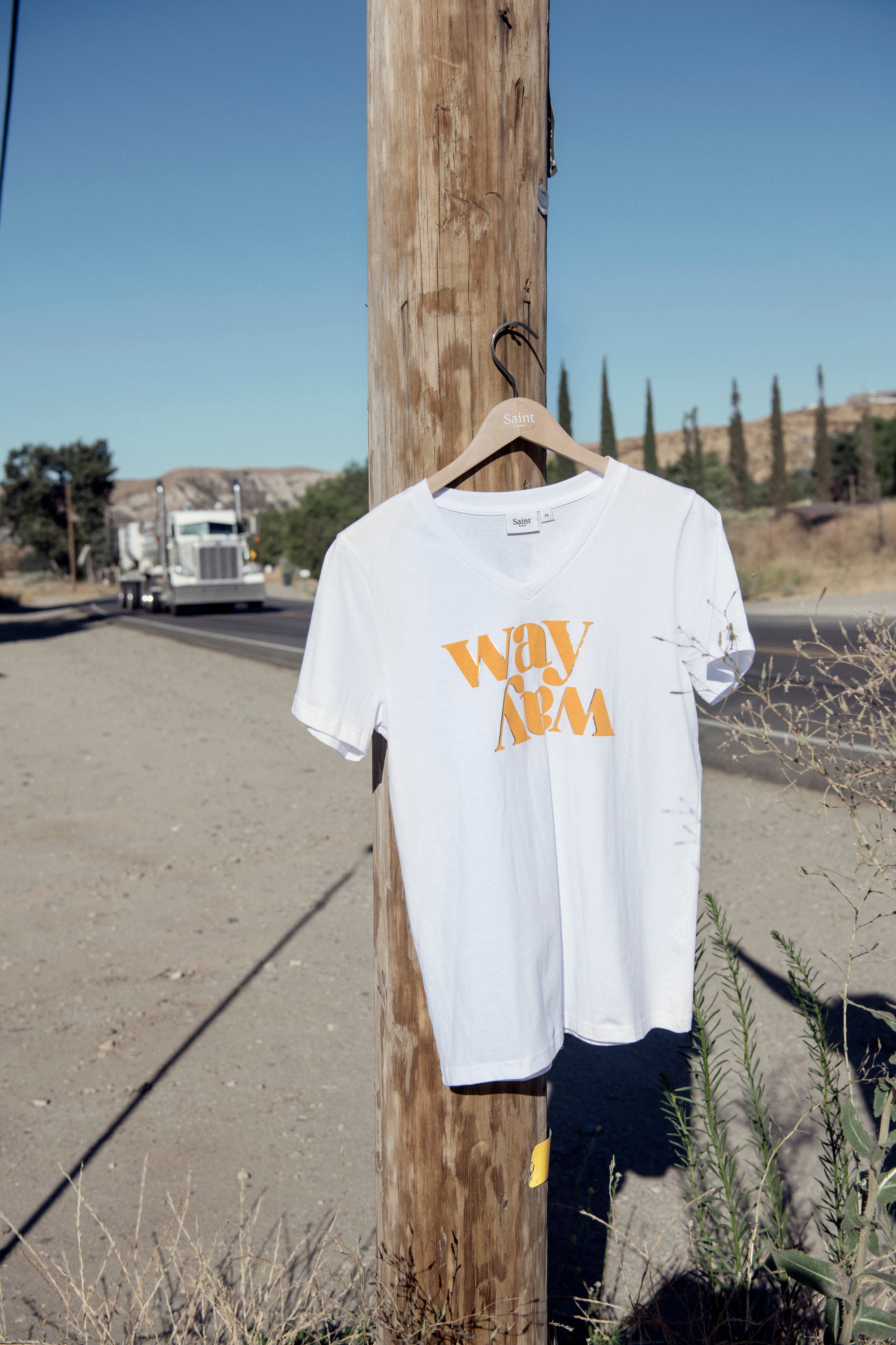 ElkeSZ T-shirt LOCATION NONE 30513335-151153