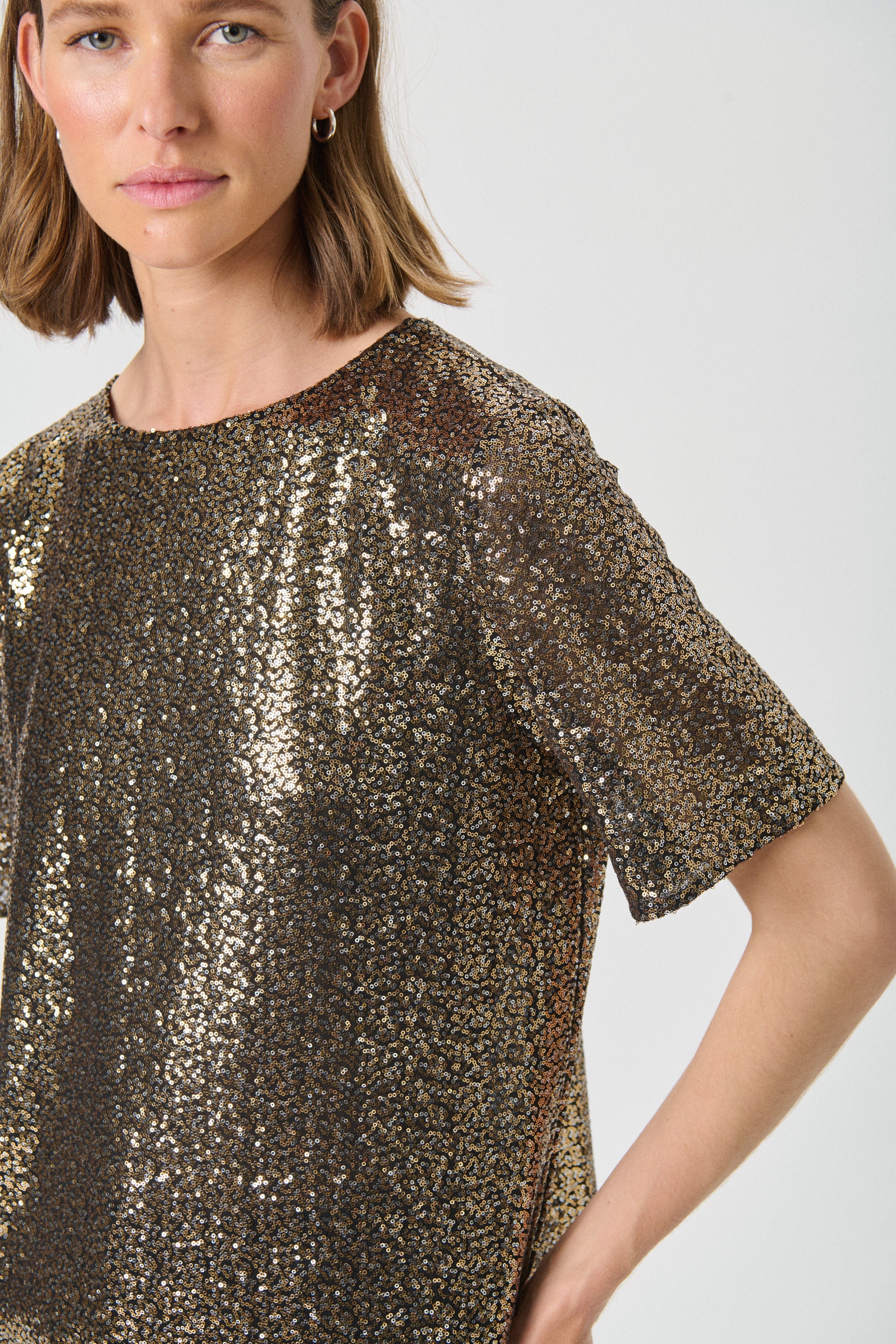 ViggiPW Blouse LOOKBOOK DETAIL 30310192-304400
