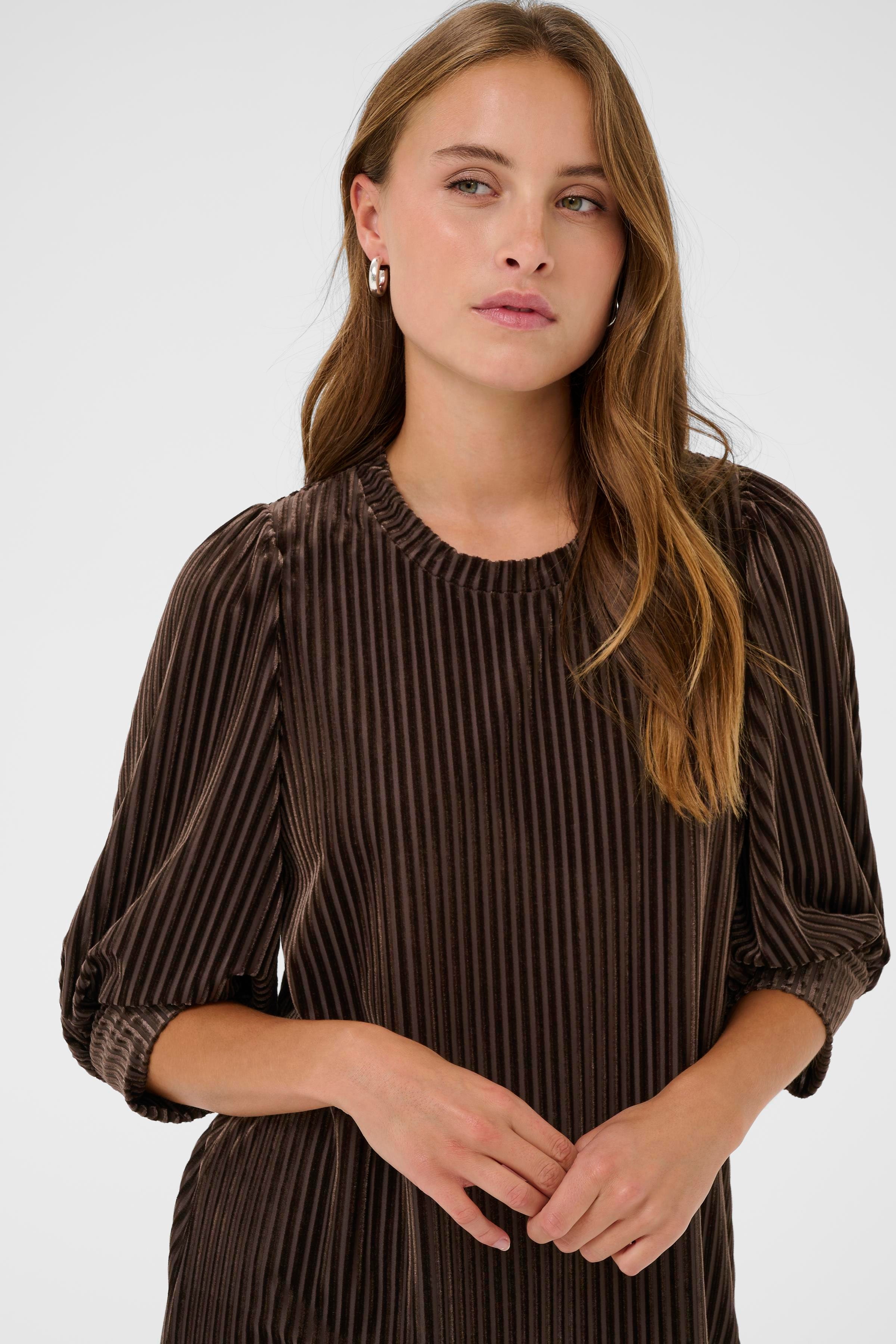 KAcaca Dress LOOKBOOK DETAIL 10509795-191111