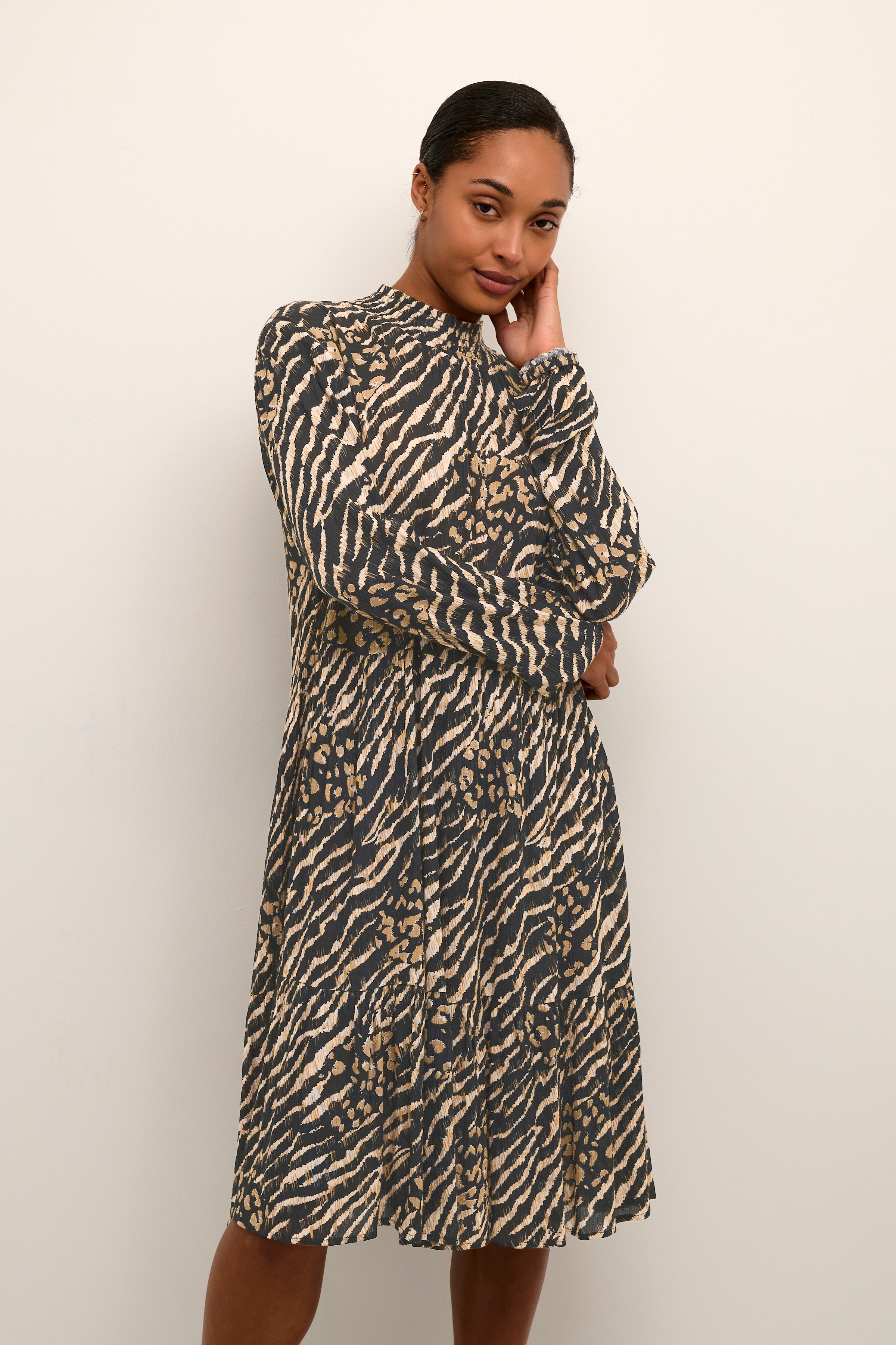 KAamber Kjole LOOKBOOK FRONT 10507897-104859