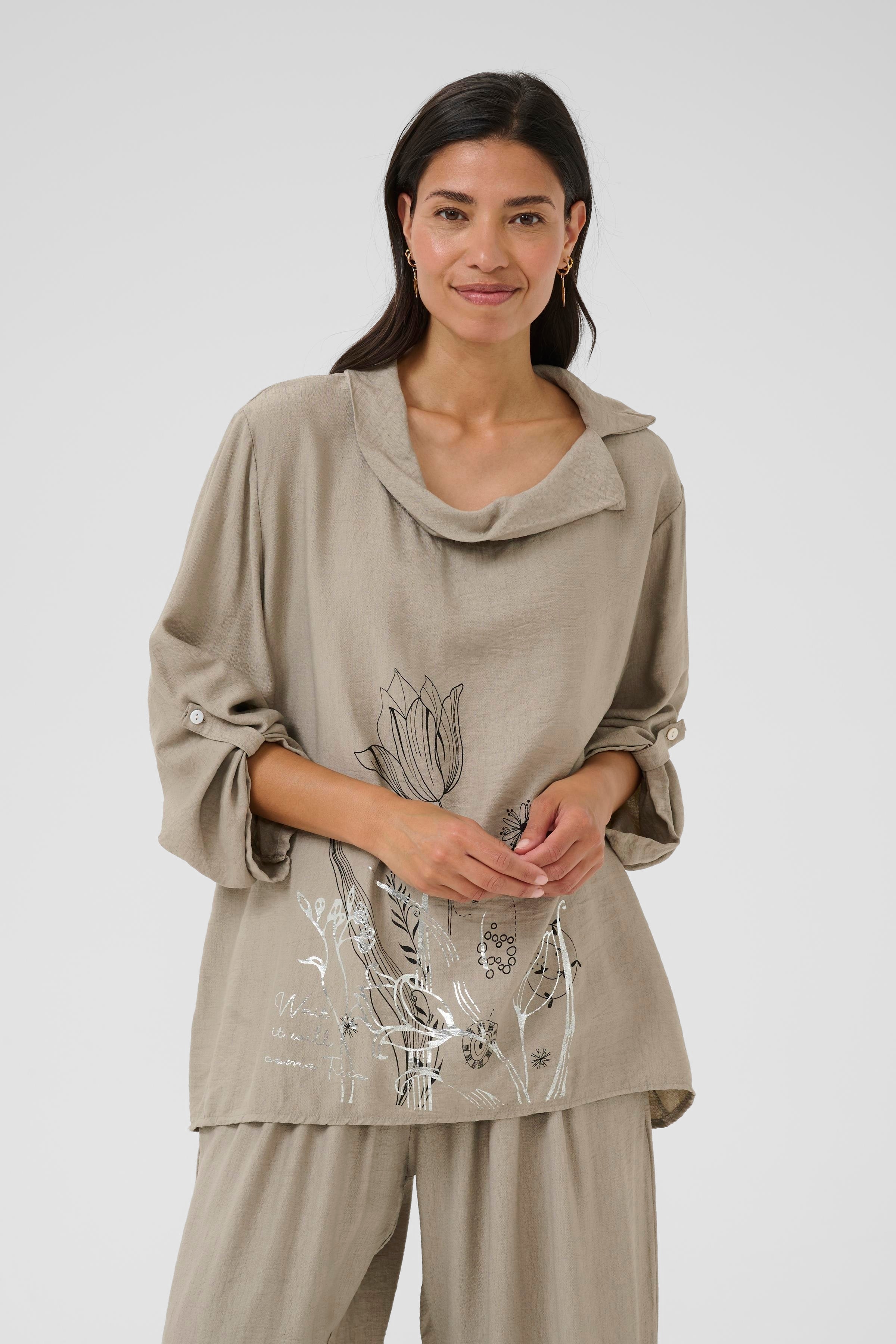BPkiana Blouse LOOKBOOK FRONT 40103549-400705