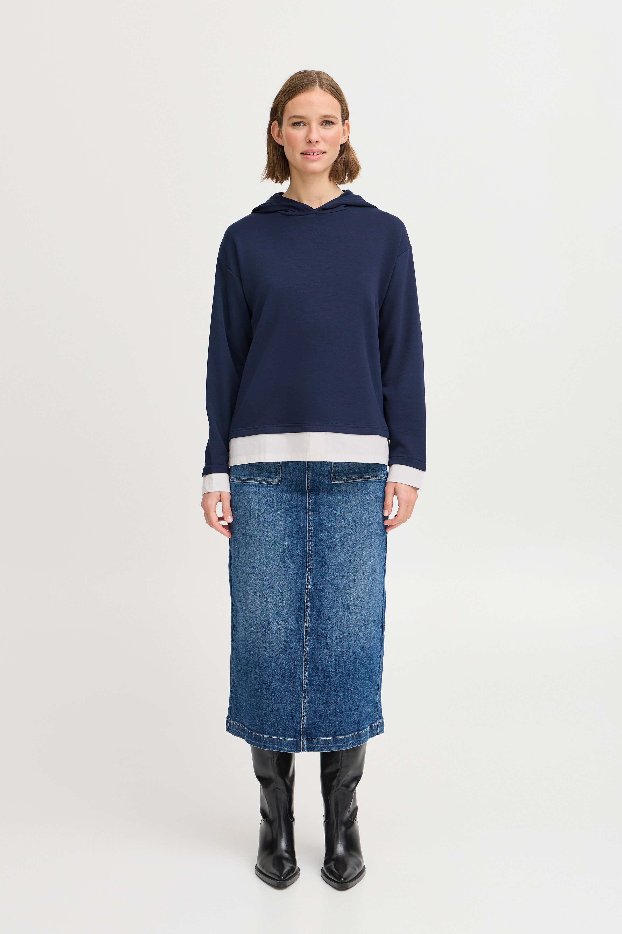 BYTULLAS Sweatshirt LOOKBOOK FRONT 20816324-193923