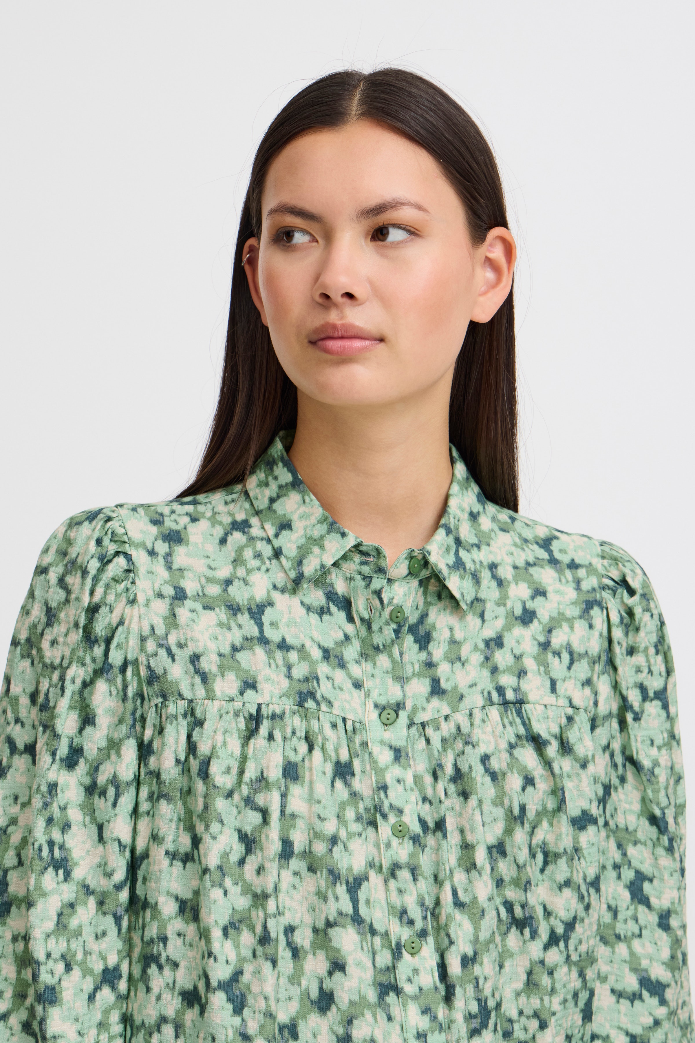 IHUNIQUA Skjorte LOOKBOOK DETAIL 20121467-203259