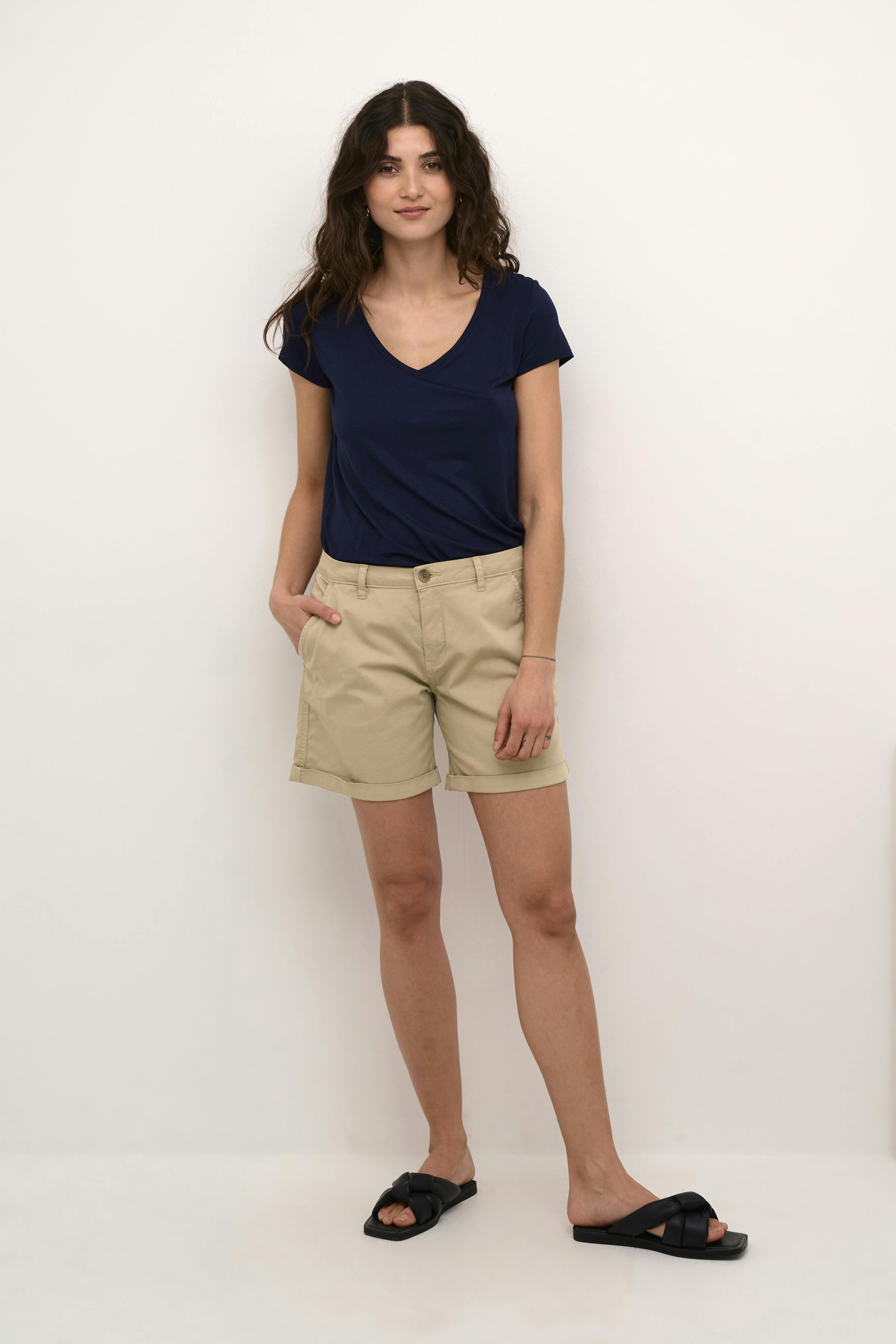 CUbrita Shorts LOOKBOOK FRONT 50110328-171009