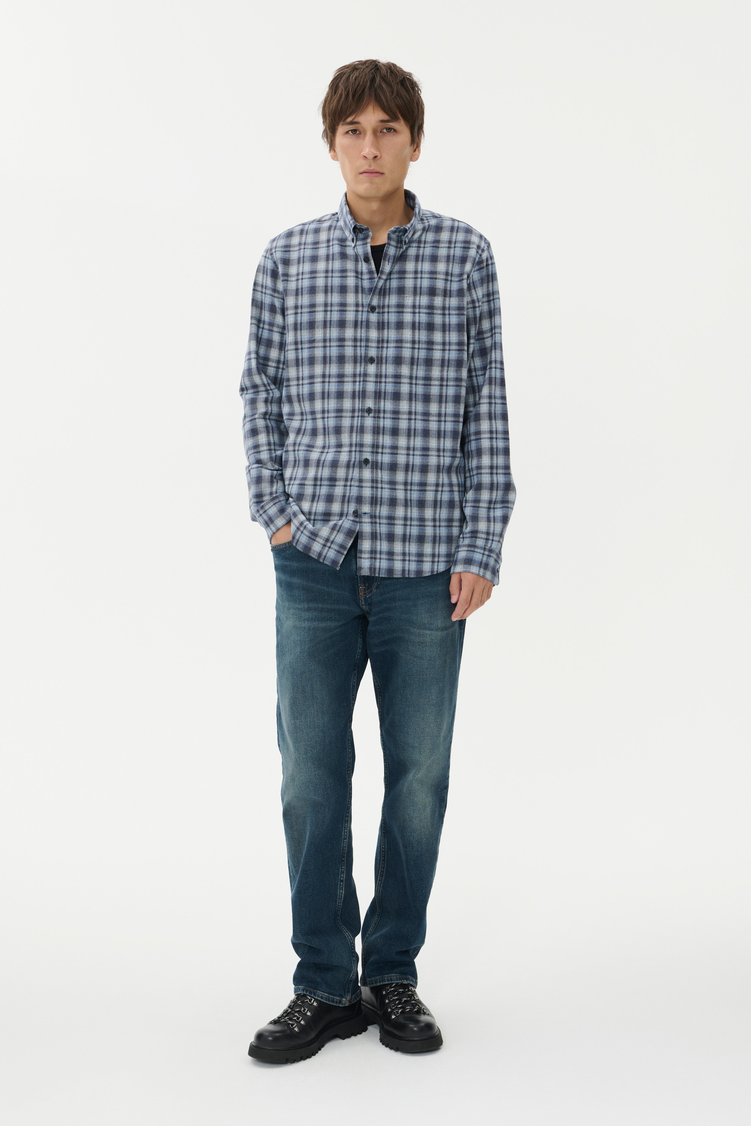 MAtrostol Shirt LOOKBOOK FRONT 30208524-194011
