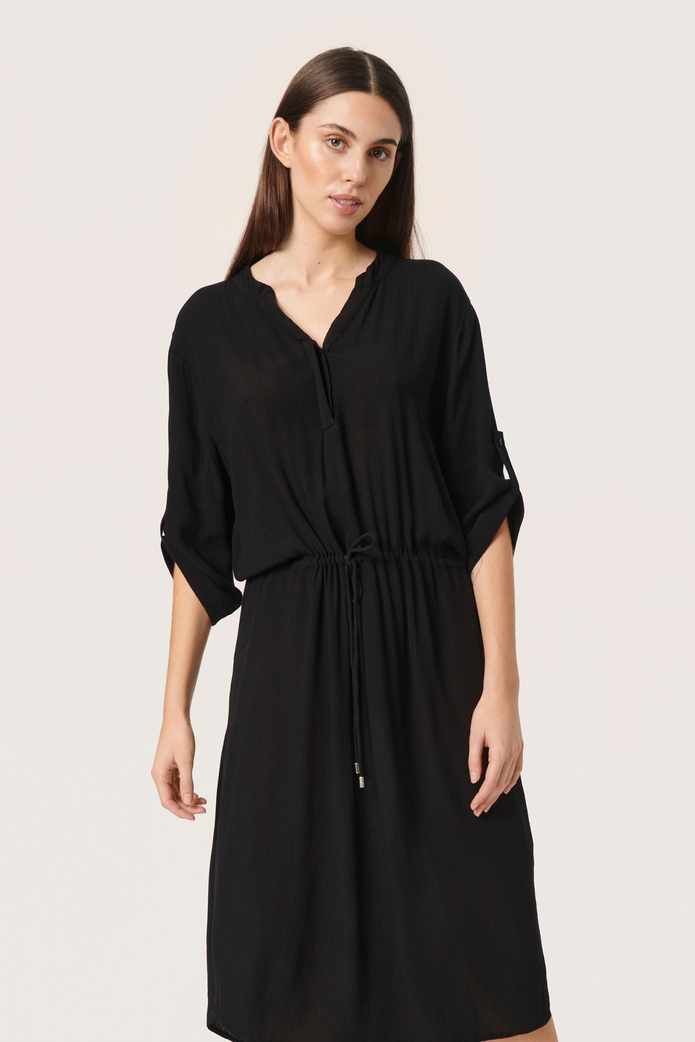 Zaya Kleid LOOKBOOK FRONT 30403113-40050