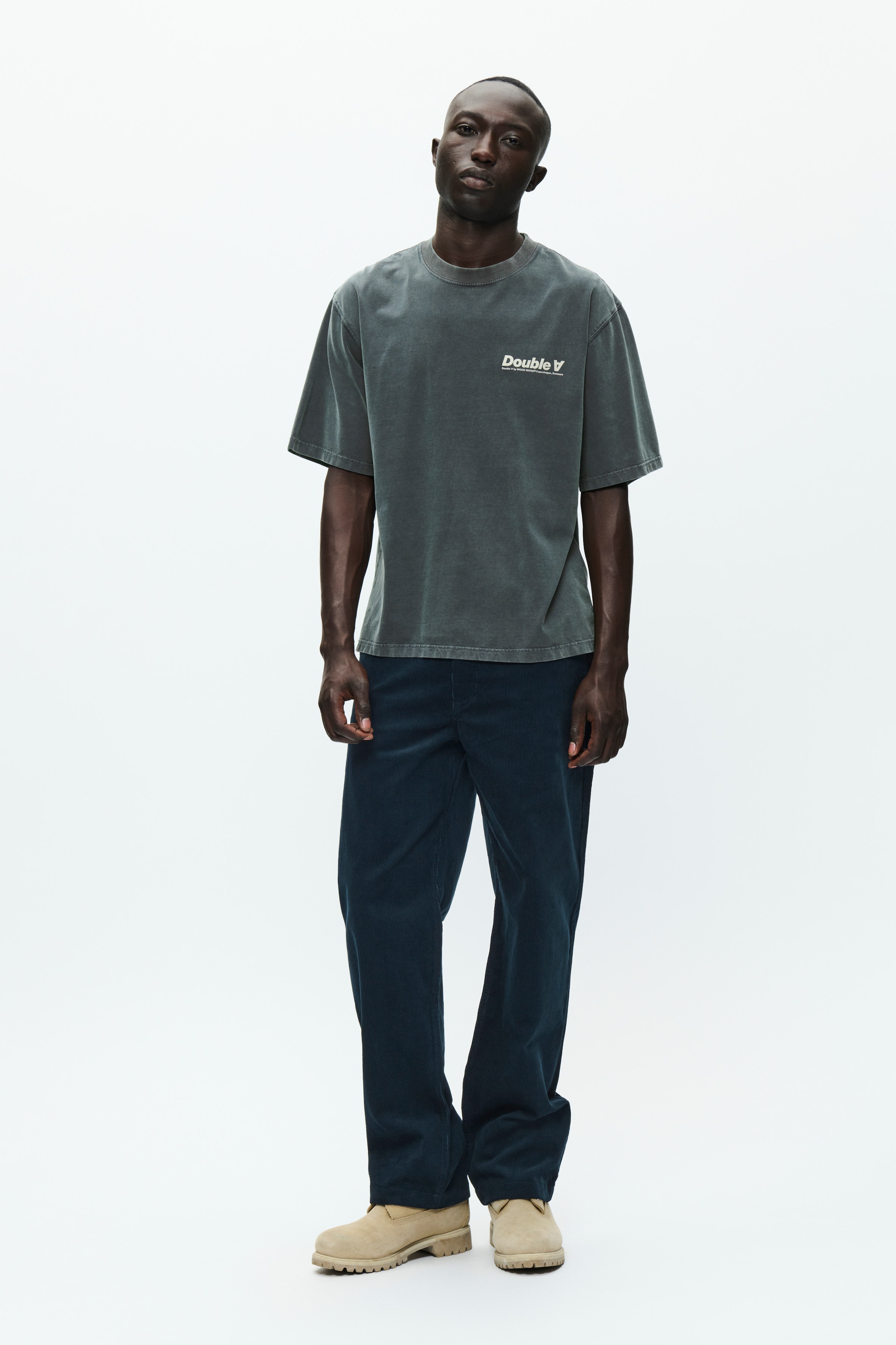 WWLiam T-shirt LOOKBOOK FRONT 30251798-304420