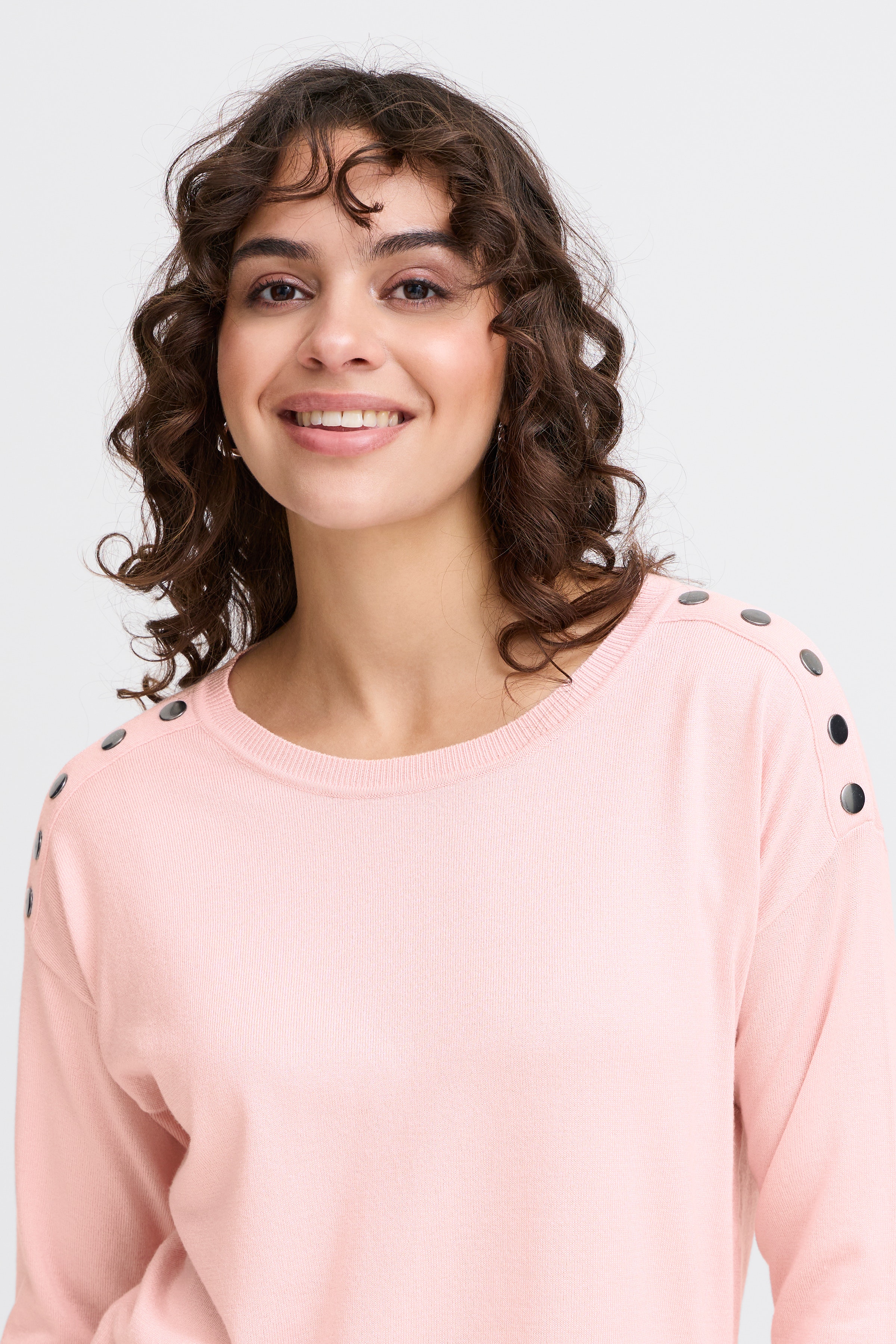 ZUBASIC Pullover LOOKBOOK DETAIL 20607204-131904