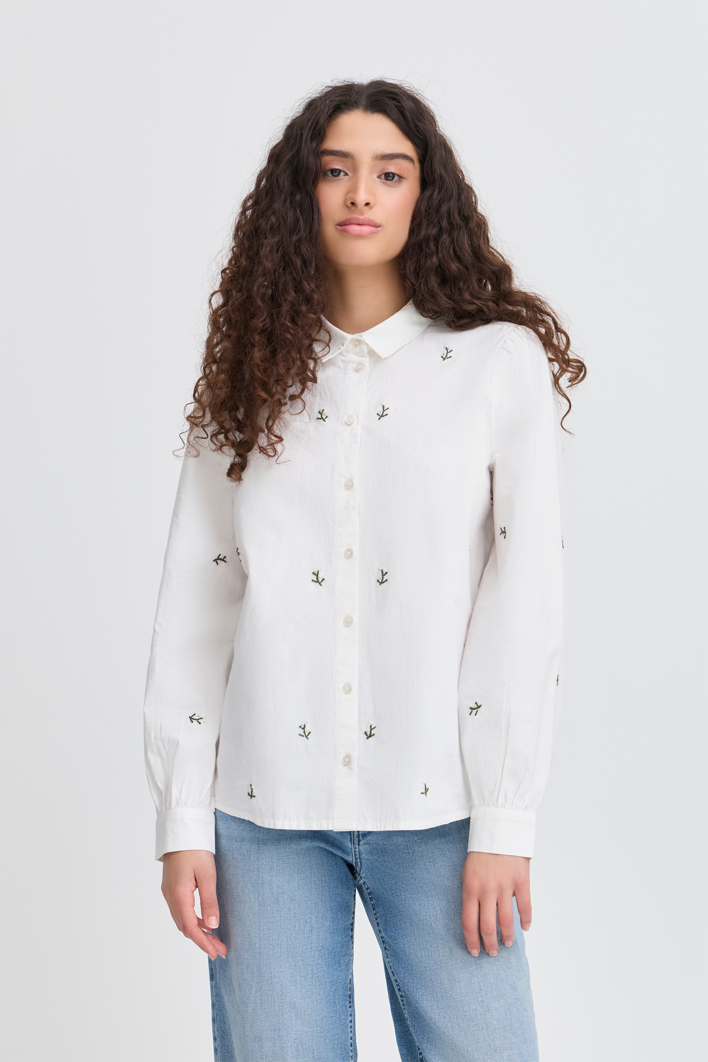 IHSANAZ Skjorte LOOKBOOK FRONT 20124122-900000311