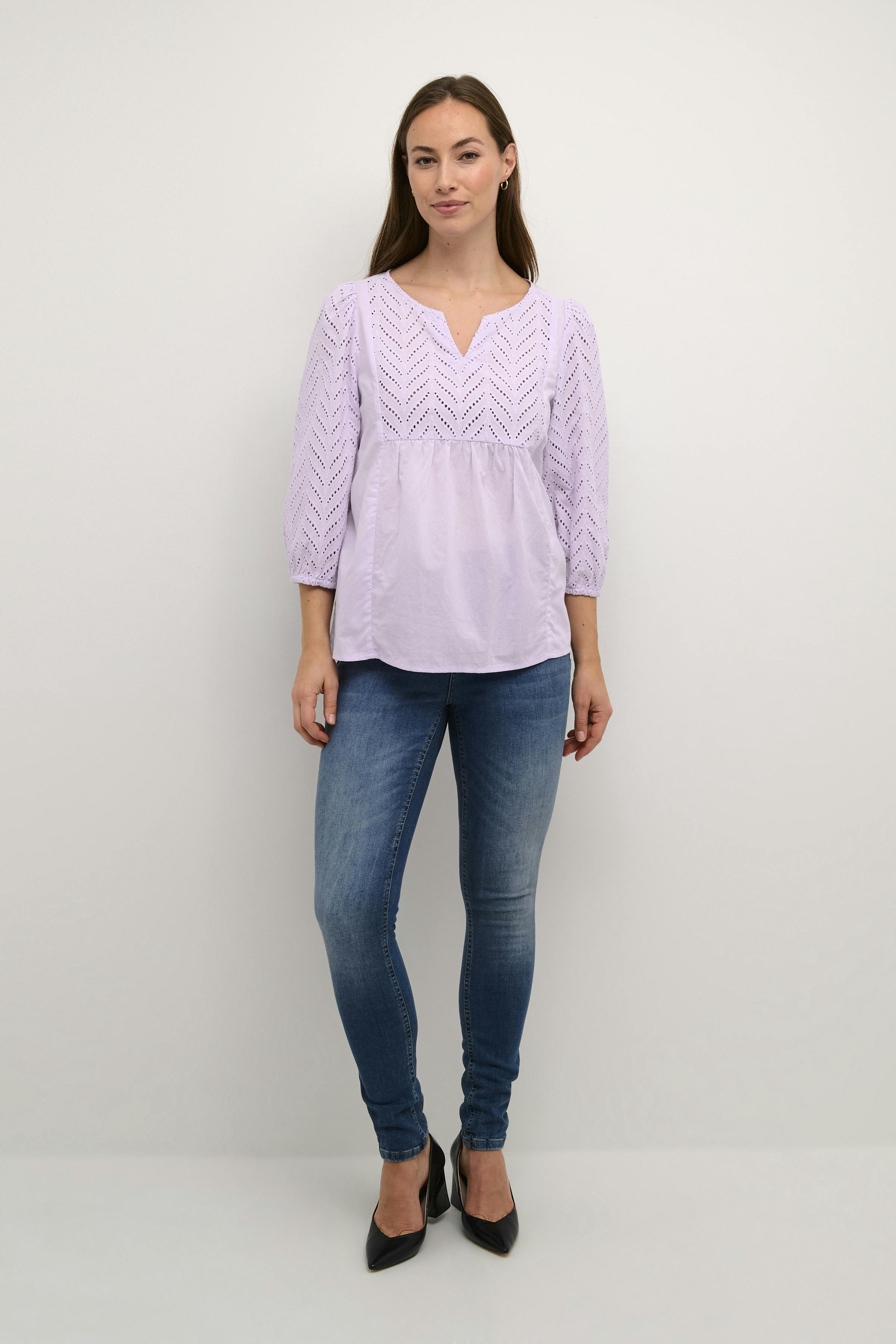 CUtoril Blouse LOOKBOOK FRONT 50108474-153716