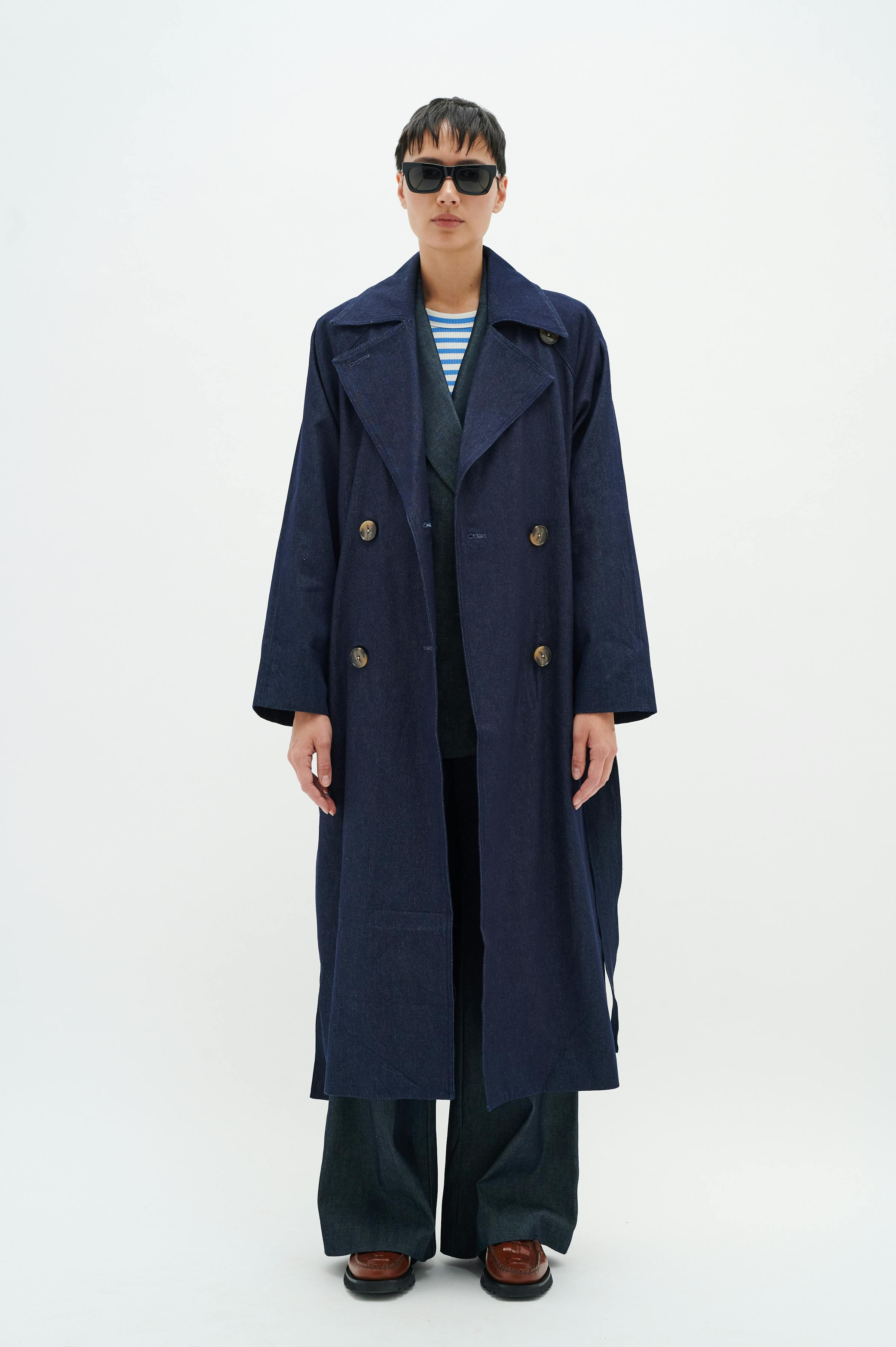 AvaniIW Coat LOOKBOOK FRONT 30108117-300013