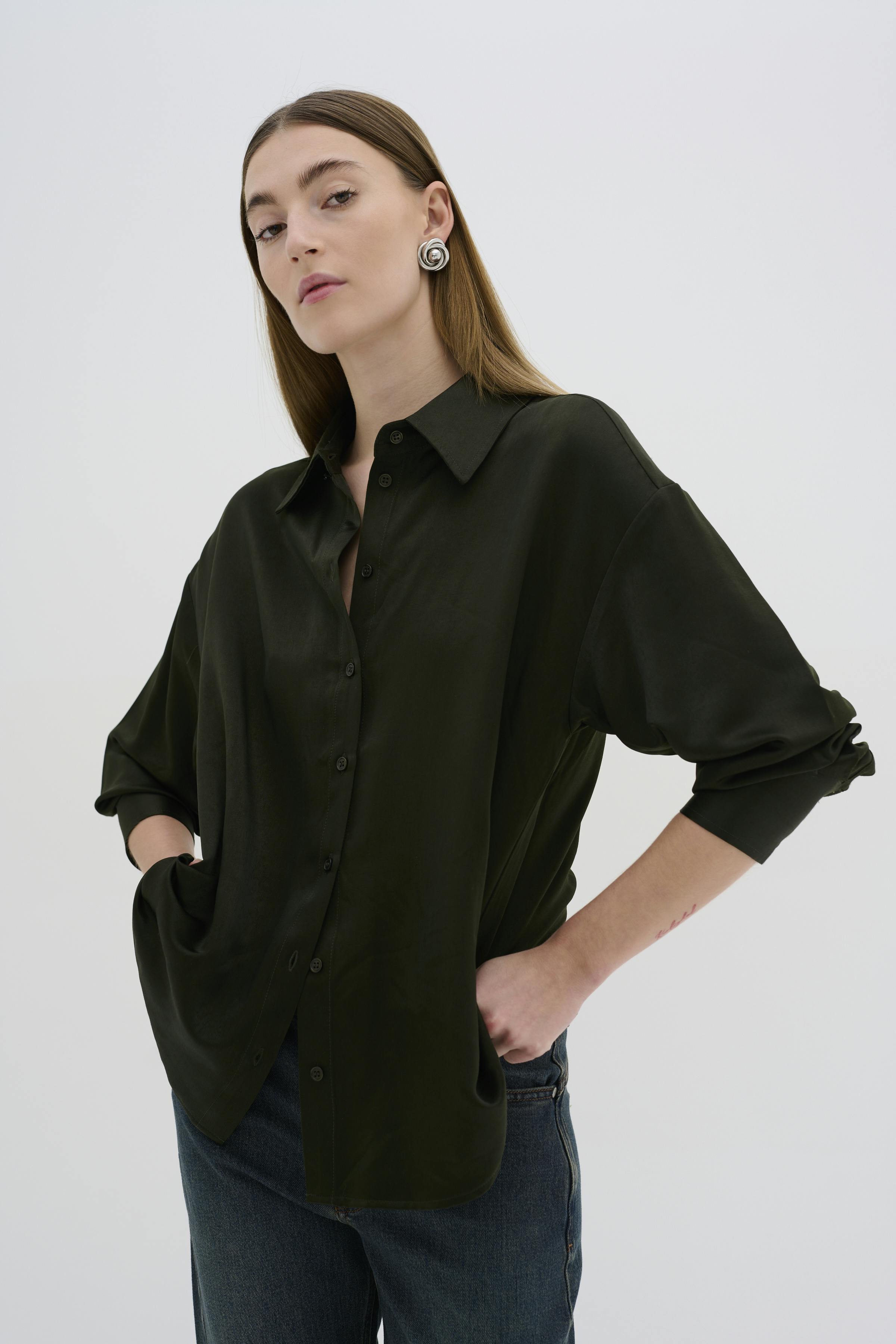 EstelleMW Shirt LOOKBOOK FRONT 10704839-190509