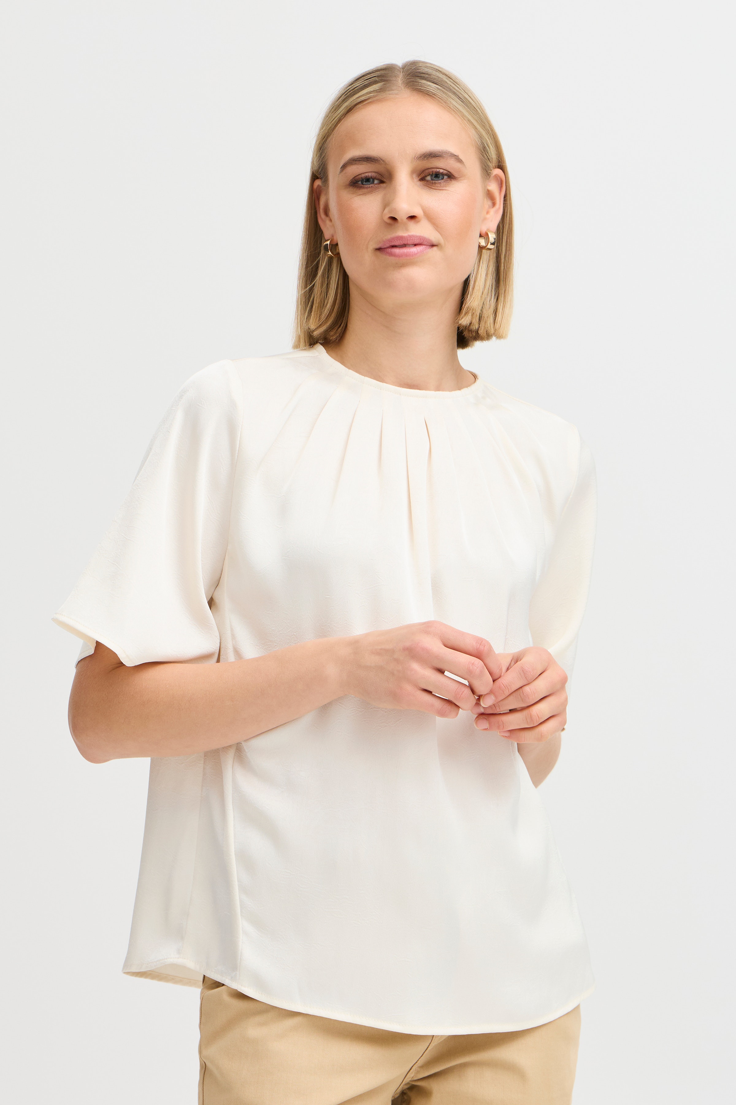 FRNIKA Bluse LOOKBOOK FRONT 20615498-110701