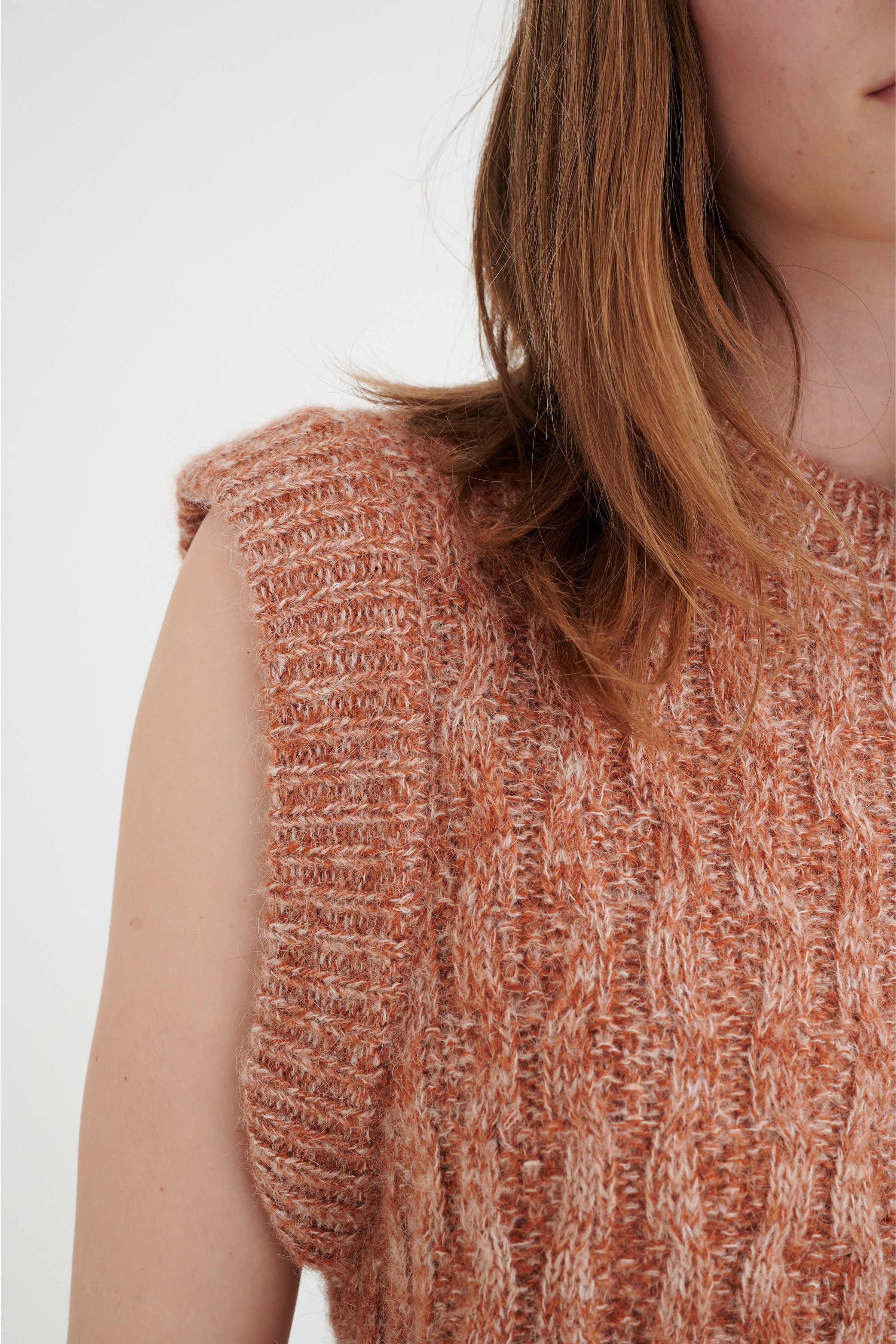 Strickweste LOOKBOOK DETAIL 30106498-181244