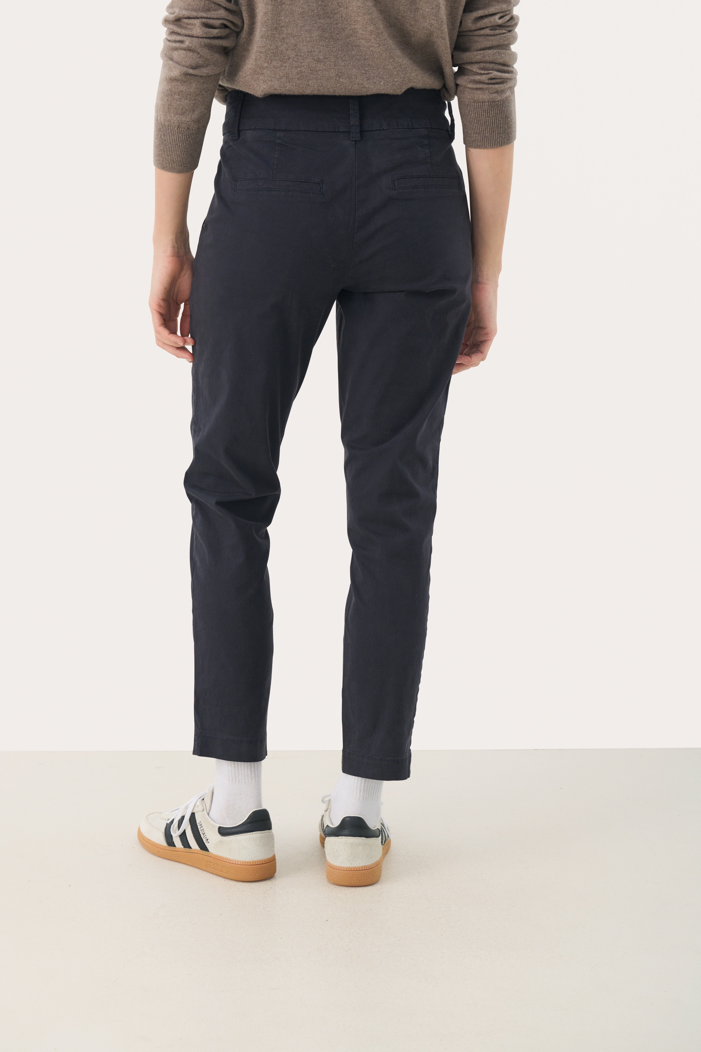 SoffysPW Trousers LOOKBOOK BACK 30305570-194013