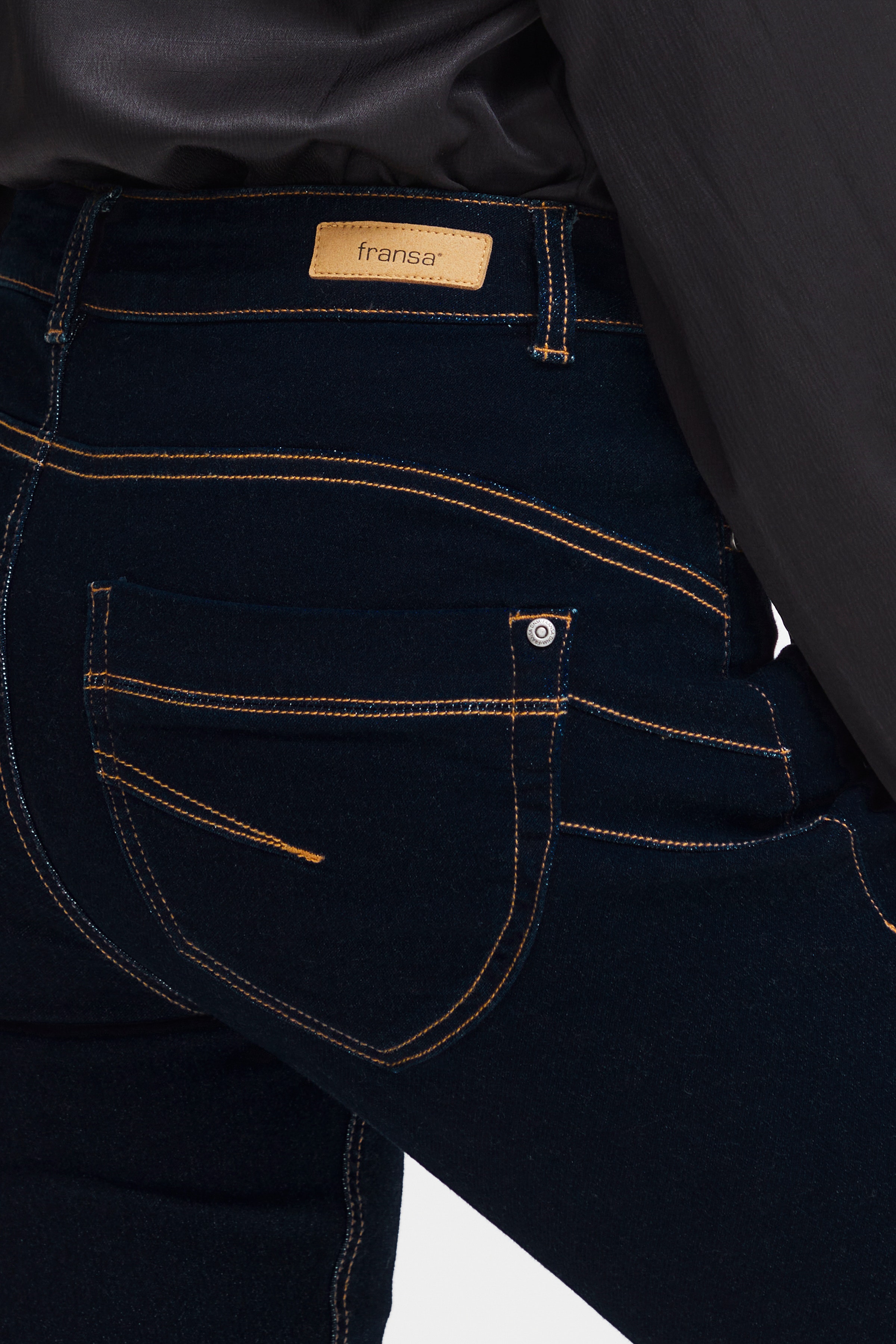 FRVILJA Jeans LOOKBOOK DETAIL 20611217-200070