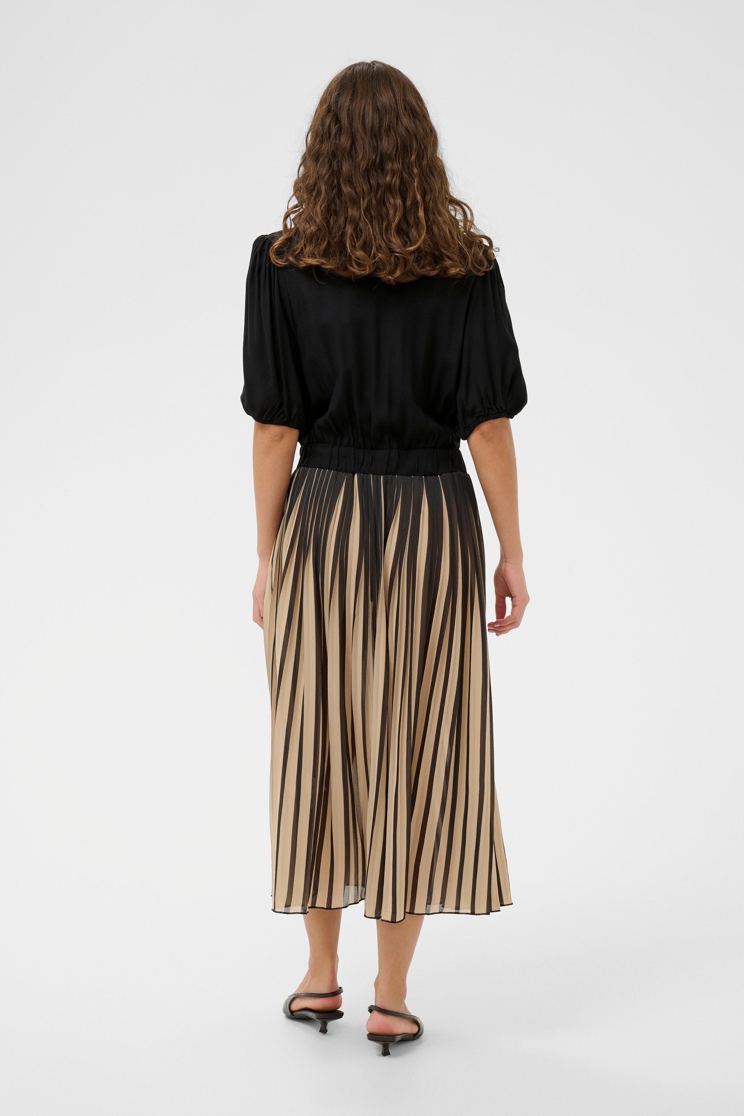 CUcarly Dress LOOKBOOK BACK 50110993-500012