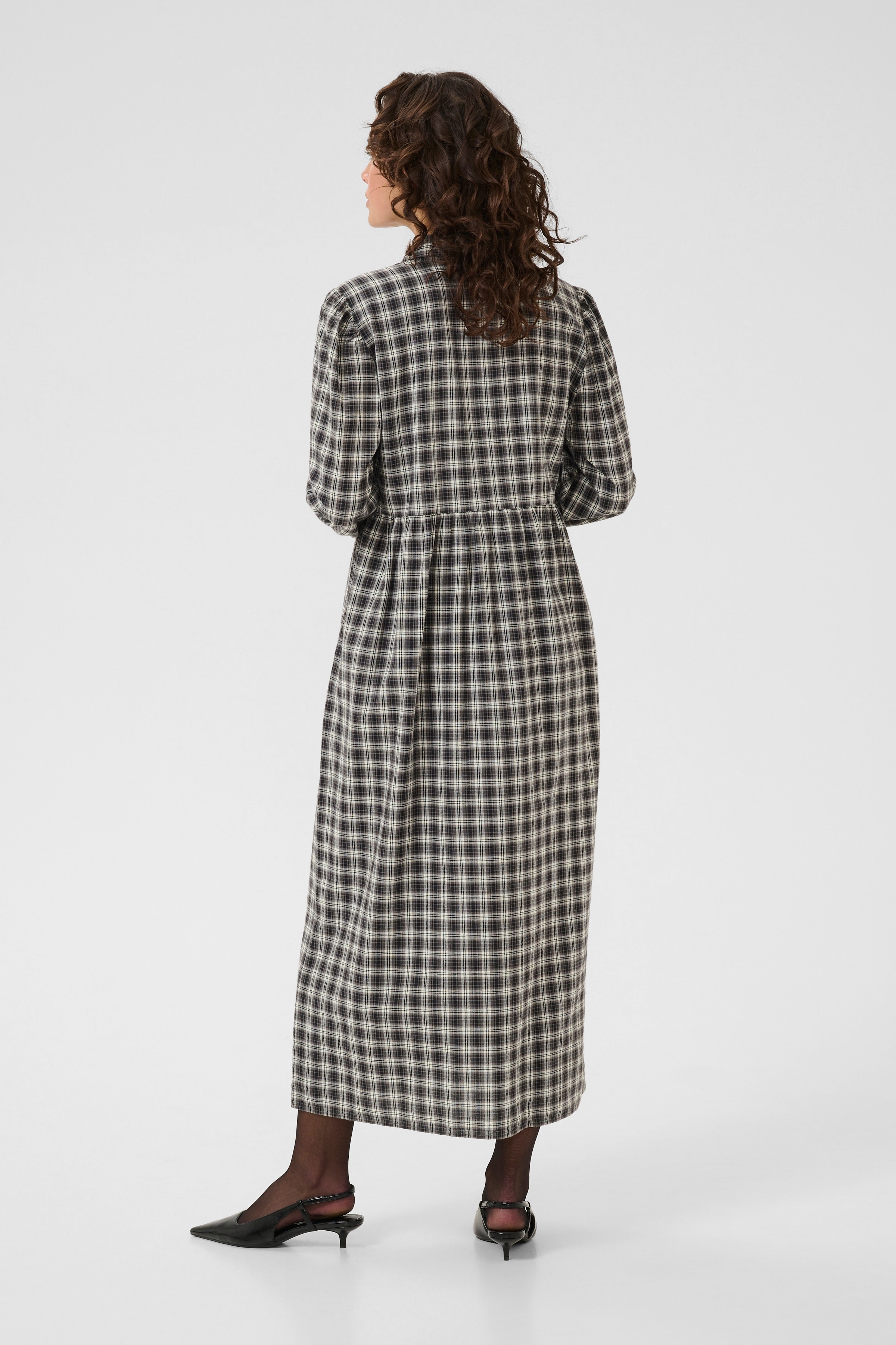 KAelna Kjole LOOKBOOK BACK 10510555-108369