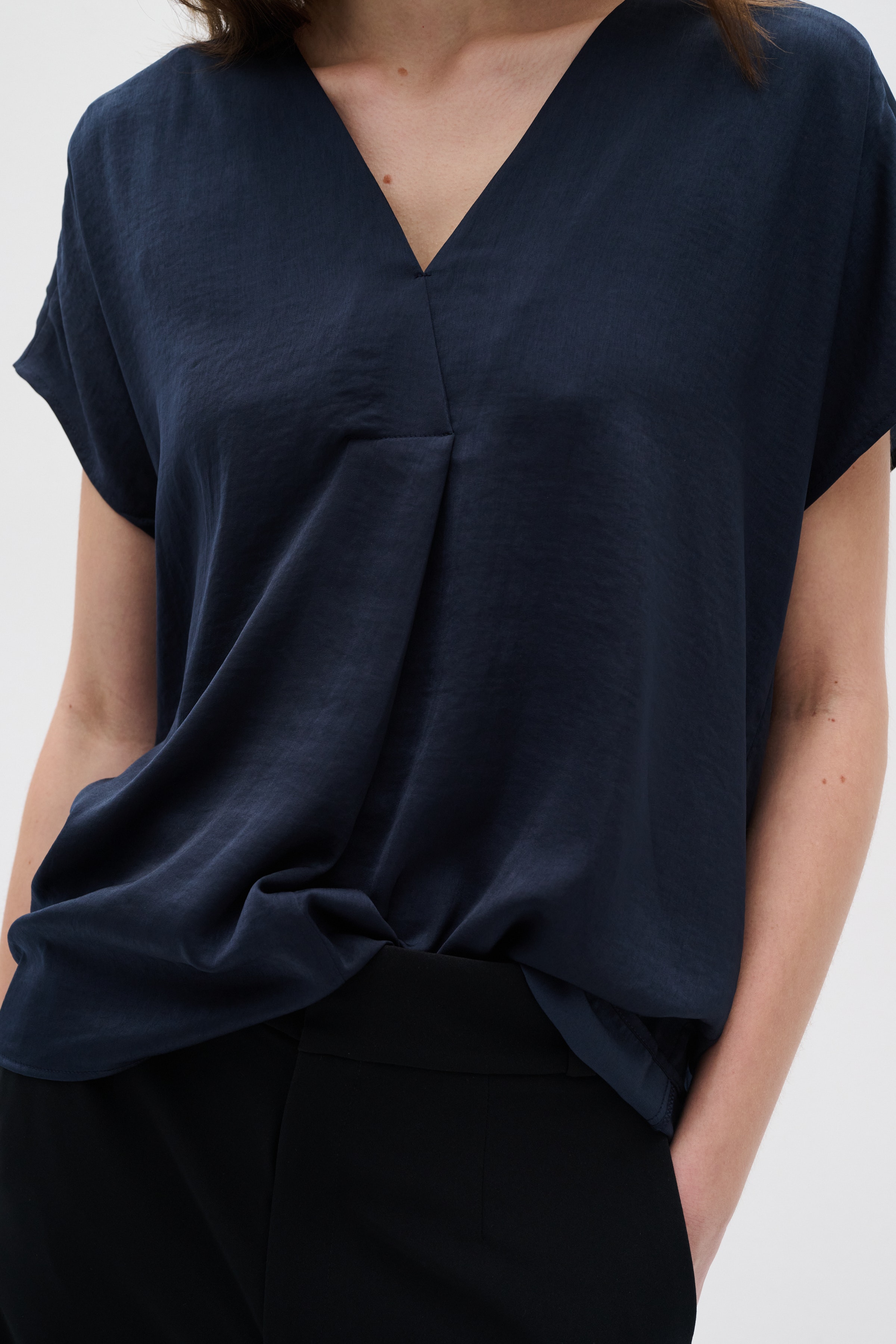 RindaIW Blouse LOOKBOOK DETAIL 30105188-10299