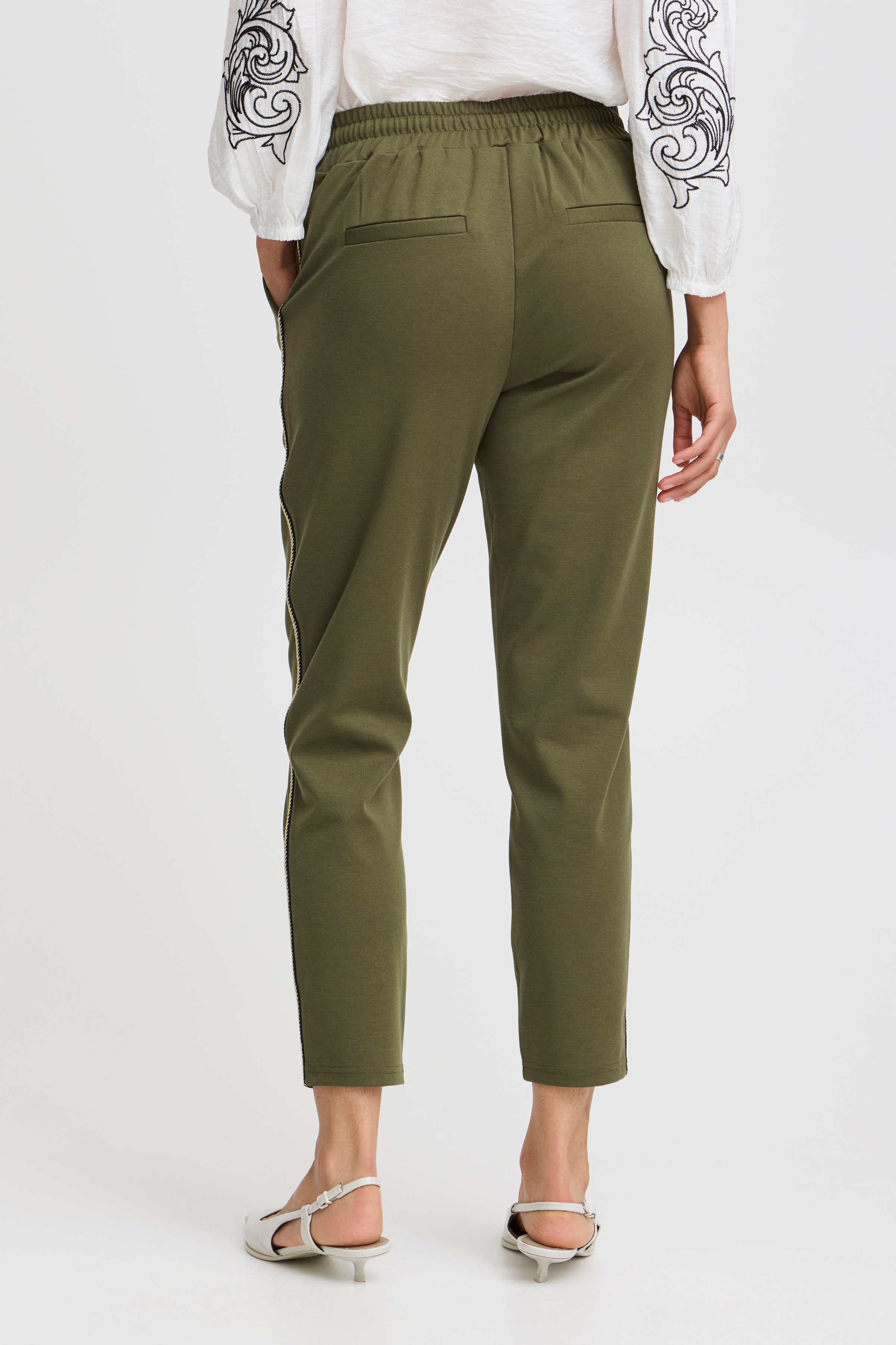 BYRIZETTA Trousers LOOKBOOK BACK 20815993-190515