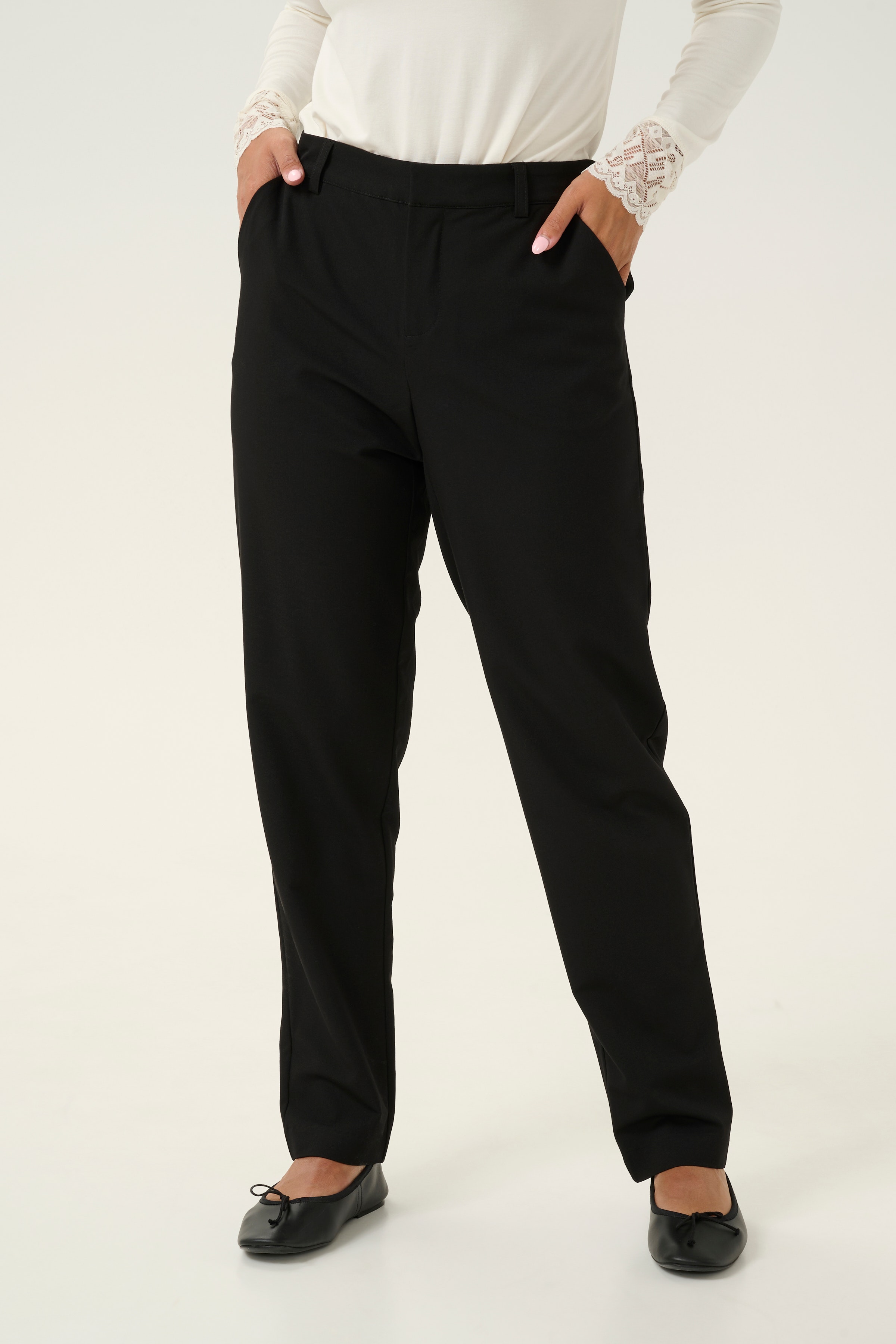 CRBit Trousers LOOKBOOK FRONT 10612883-100120