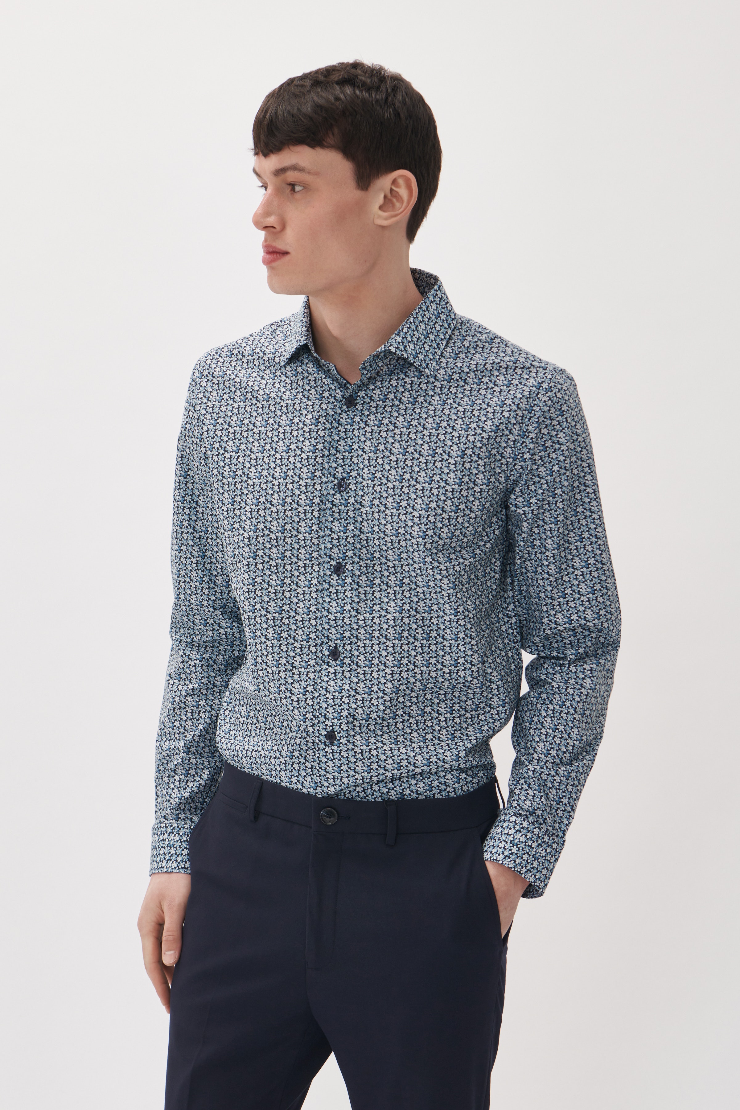 MAtrostol Shirt LOOKBOOK FRONT 30207167-194028