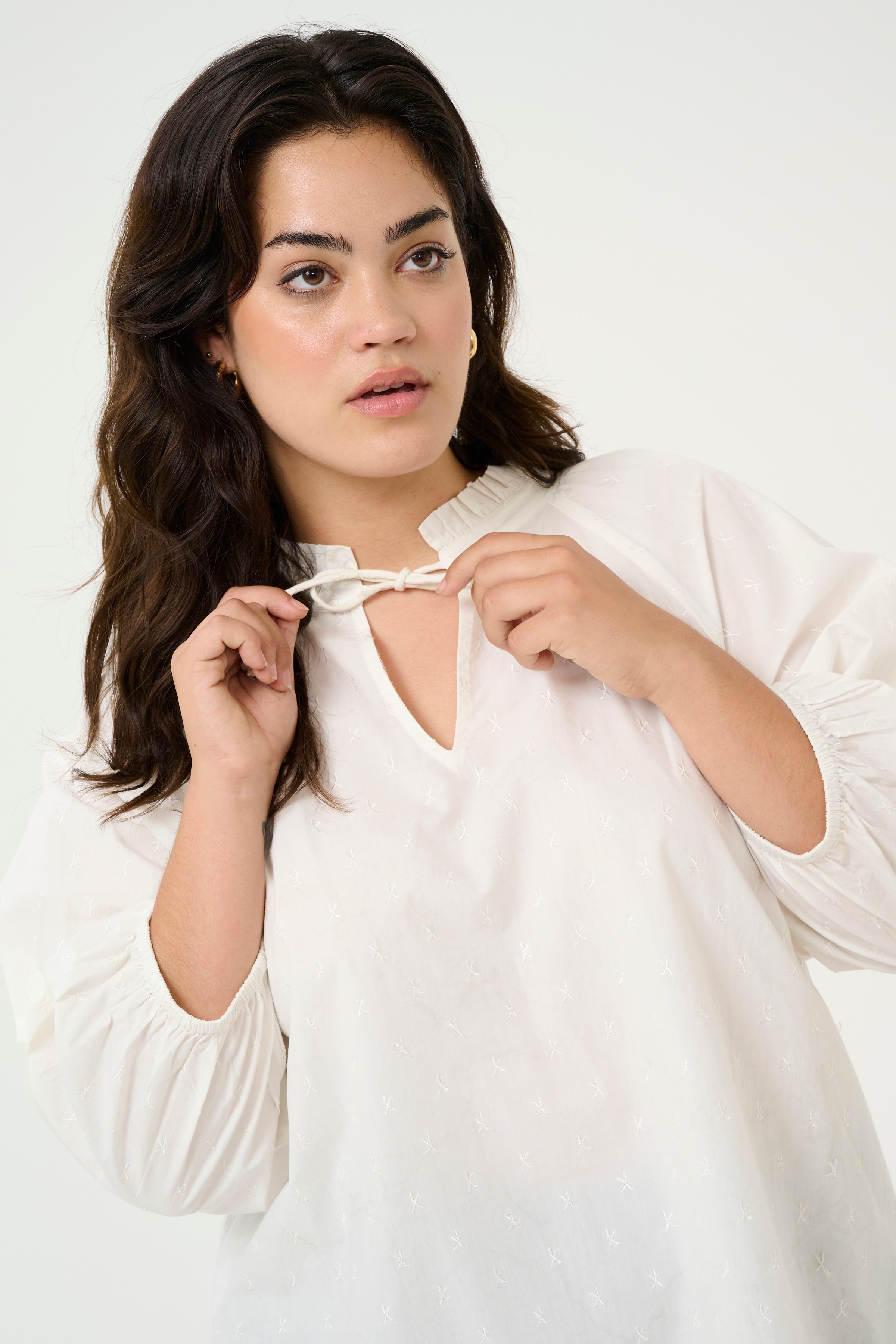 KClulla Blouse LOOKBOOK DETAIL 10583009-107293