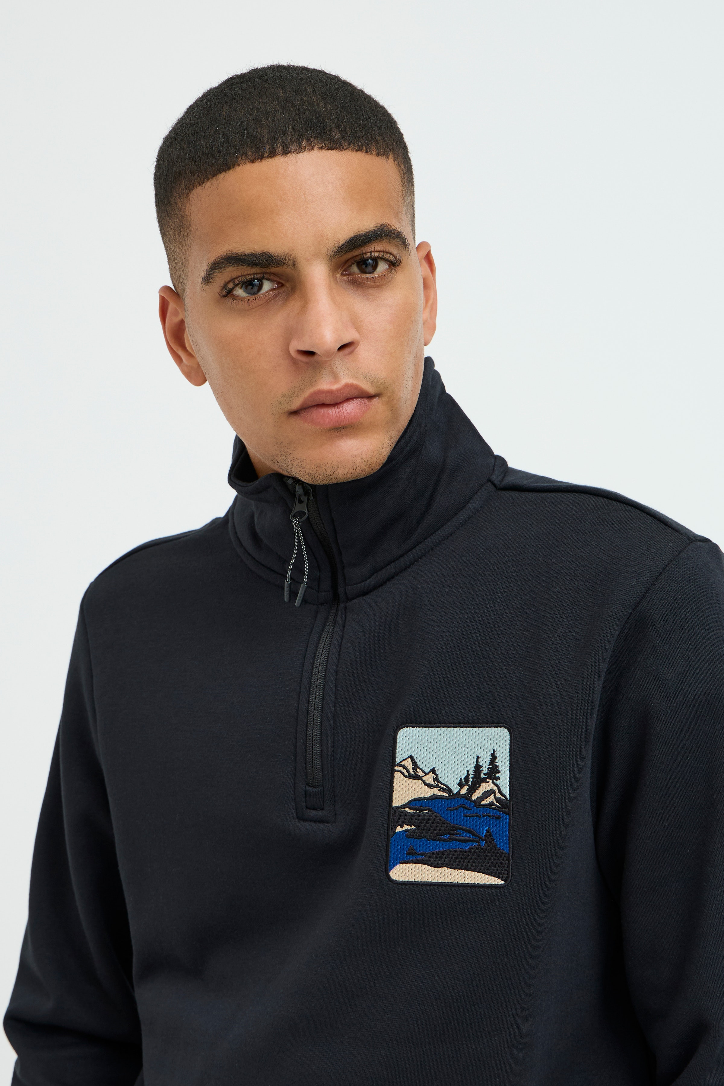 Sweatshirt LOOKBOOK DETAIL 20717355-194007