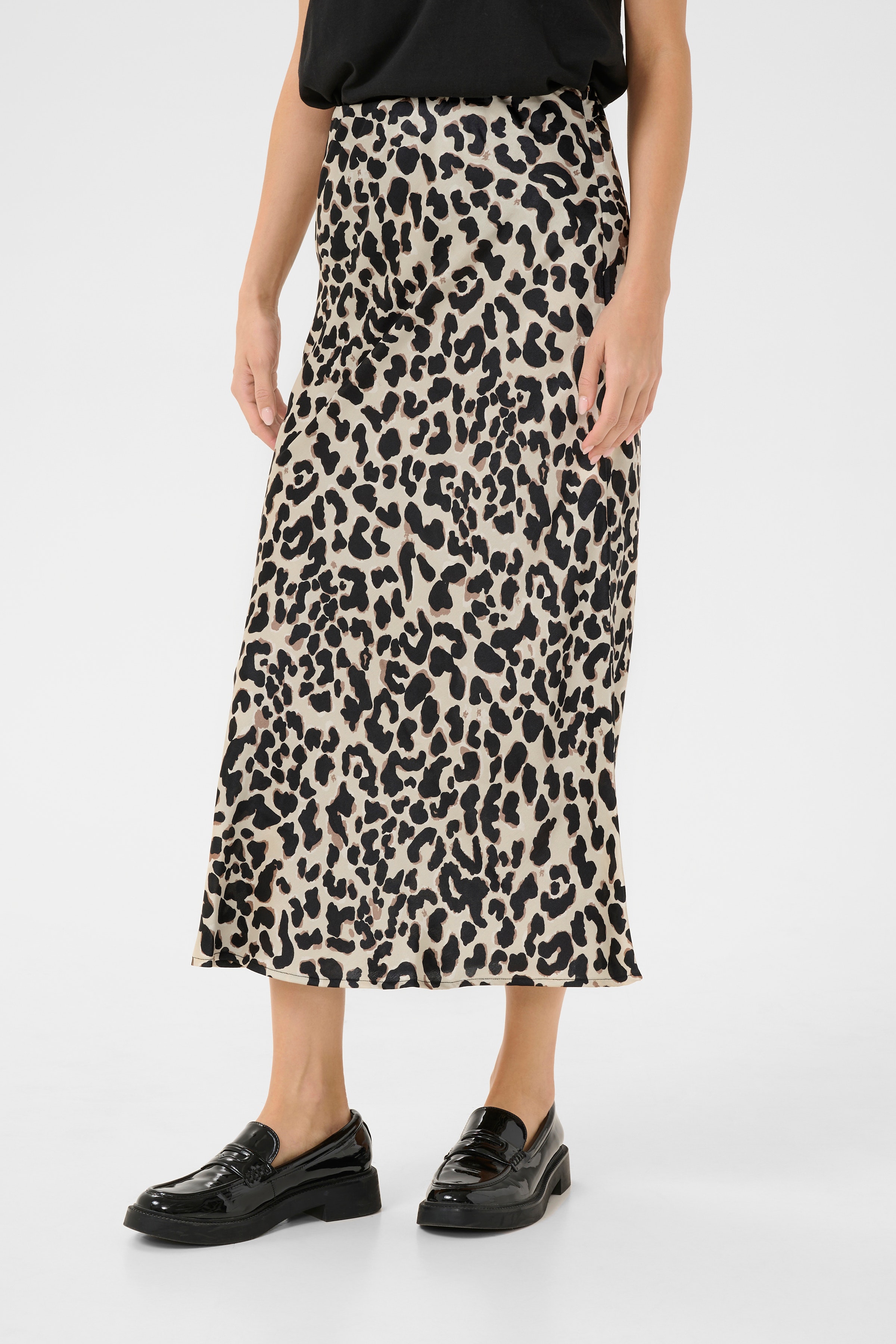 KAjune Skjørt LOOKBOOK FRONT 10510183-107797
