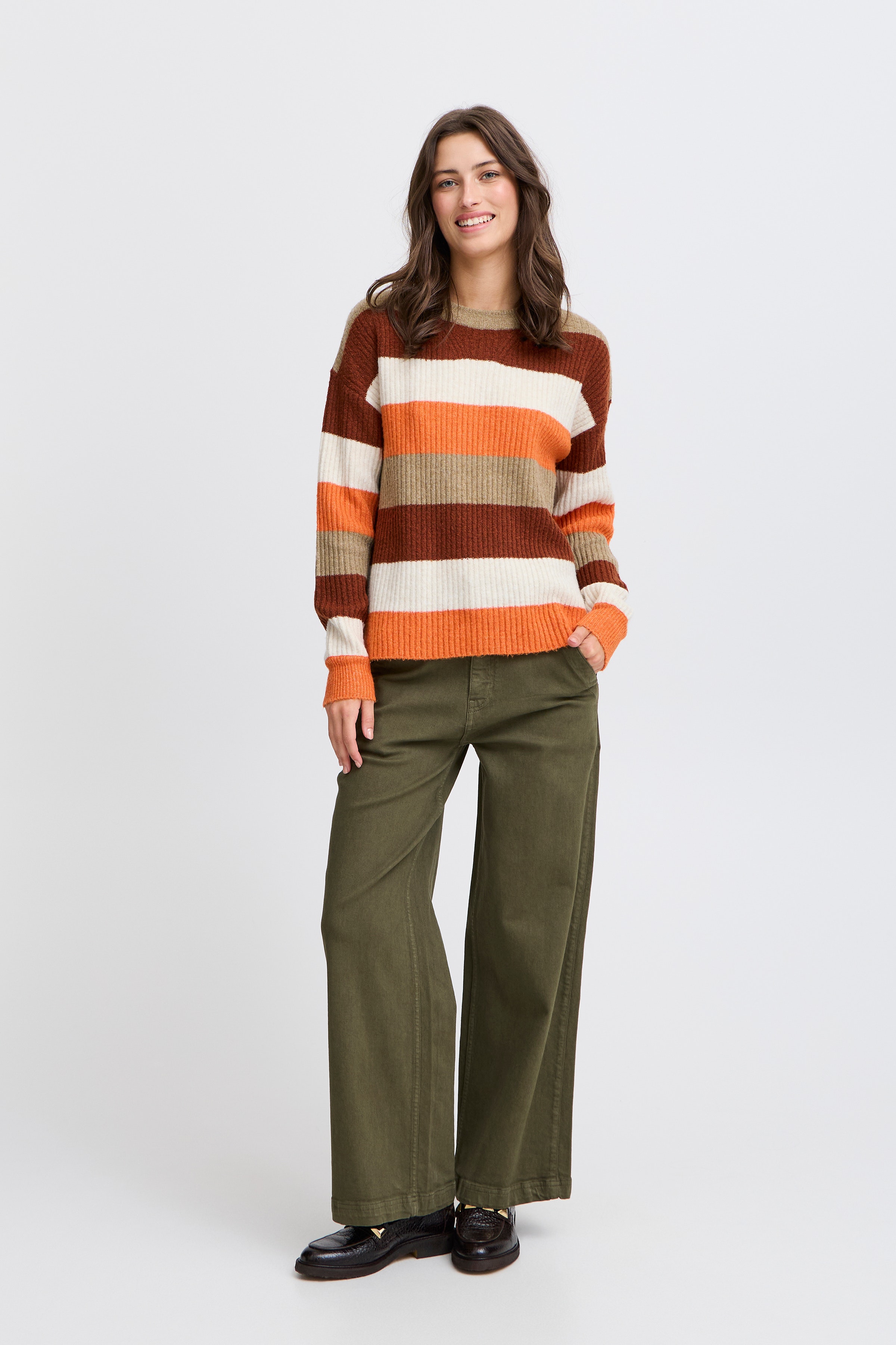 BYONEMA Pullover LOOKBOOK FRONT 20813898-203686