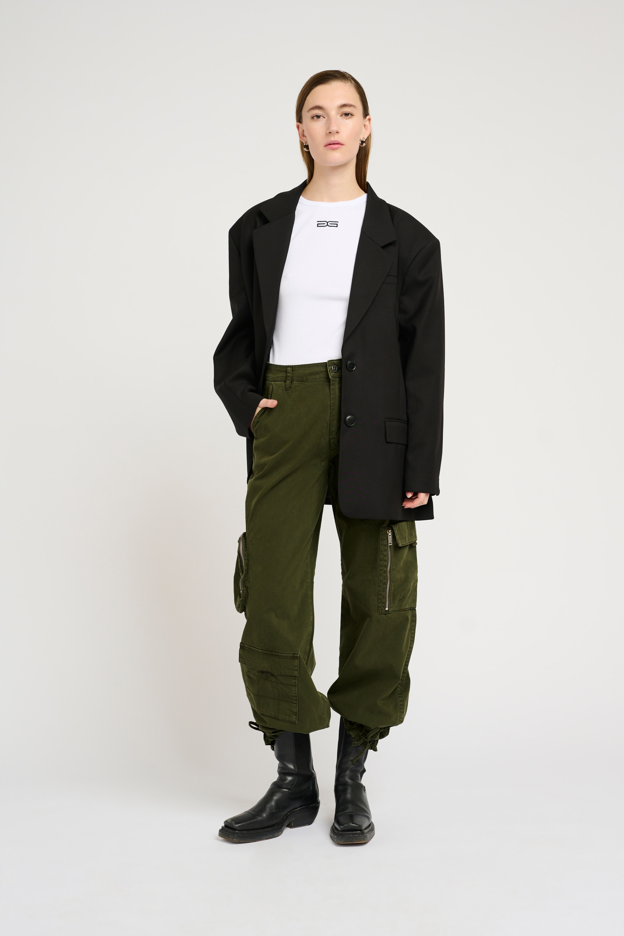 ChineaGZ Cargo trousers LOOKBOOK FRONT 10906462-190413