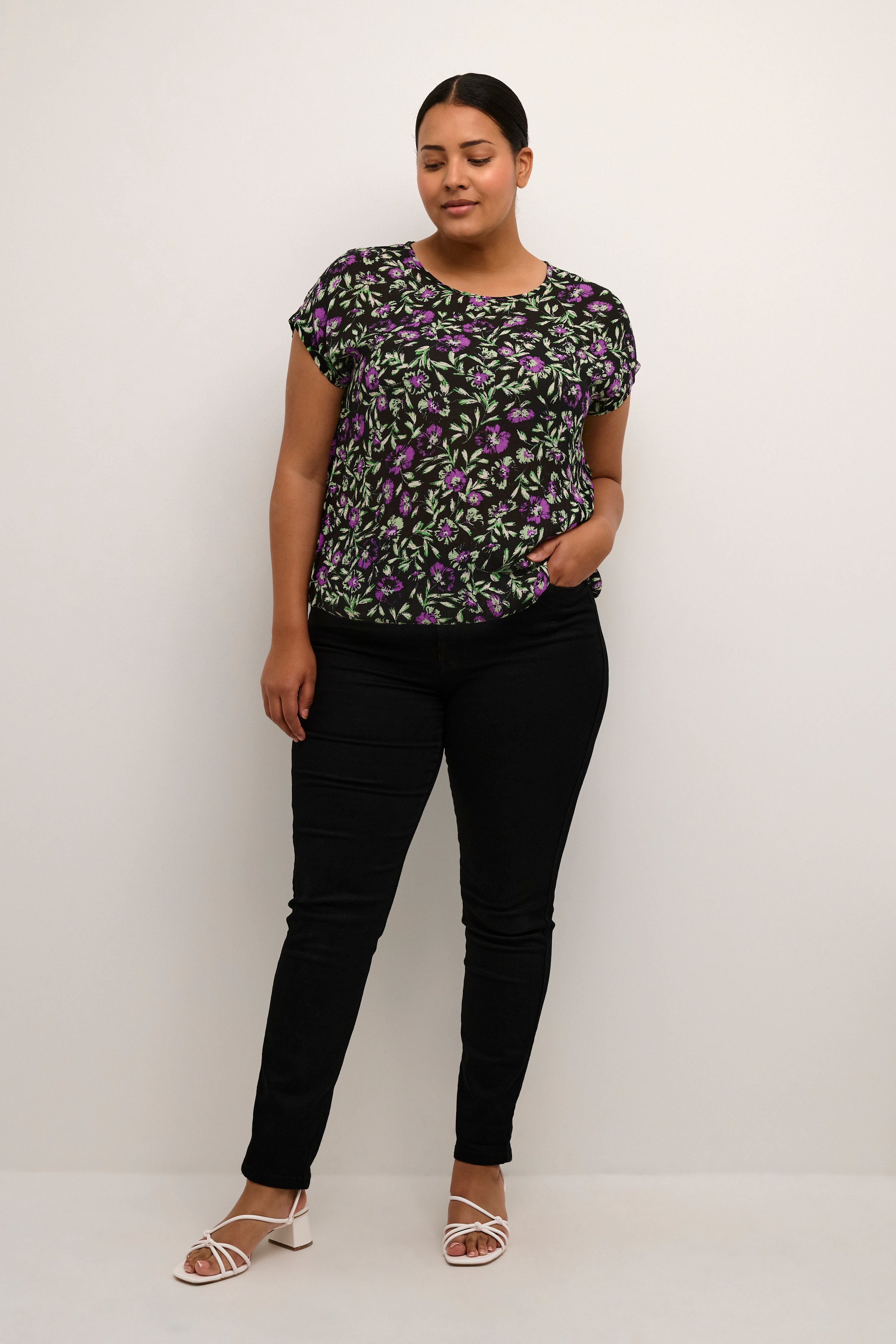 KCisma Bluse LOOKBOOK FRONT 10581561-104263