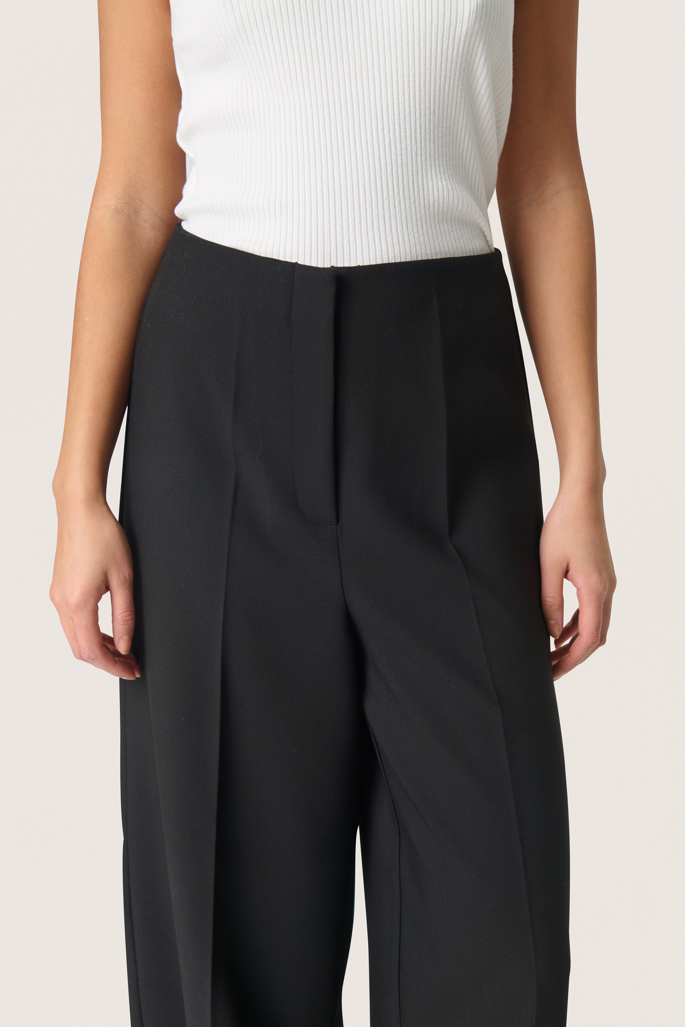 SLCorinne Bukser LOOKBOOK DETAIL 30407013-194008