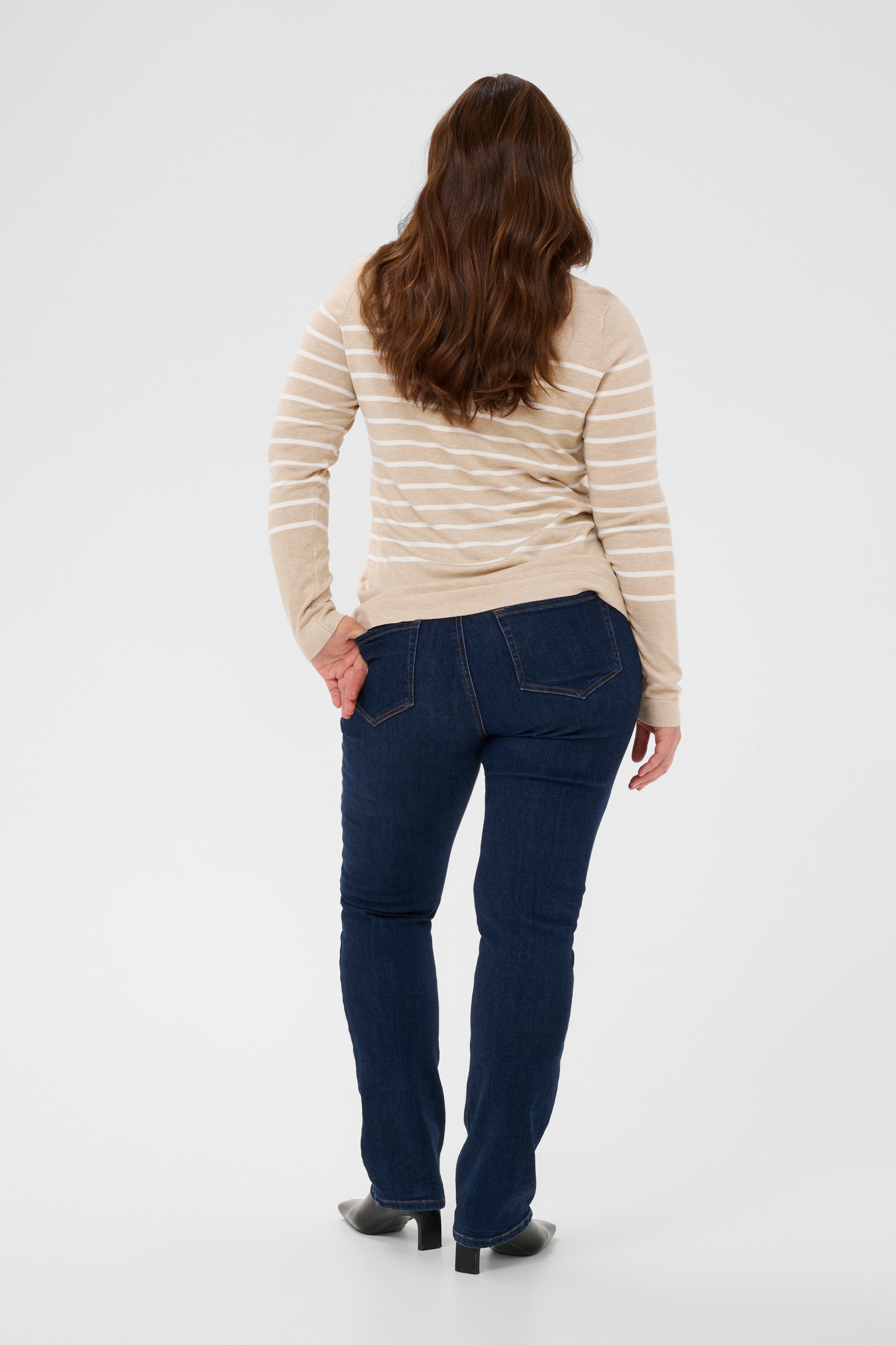 KClizzy Pullover LOOKBOOK BACK 10583488-107844