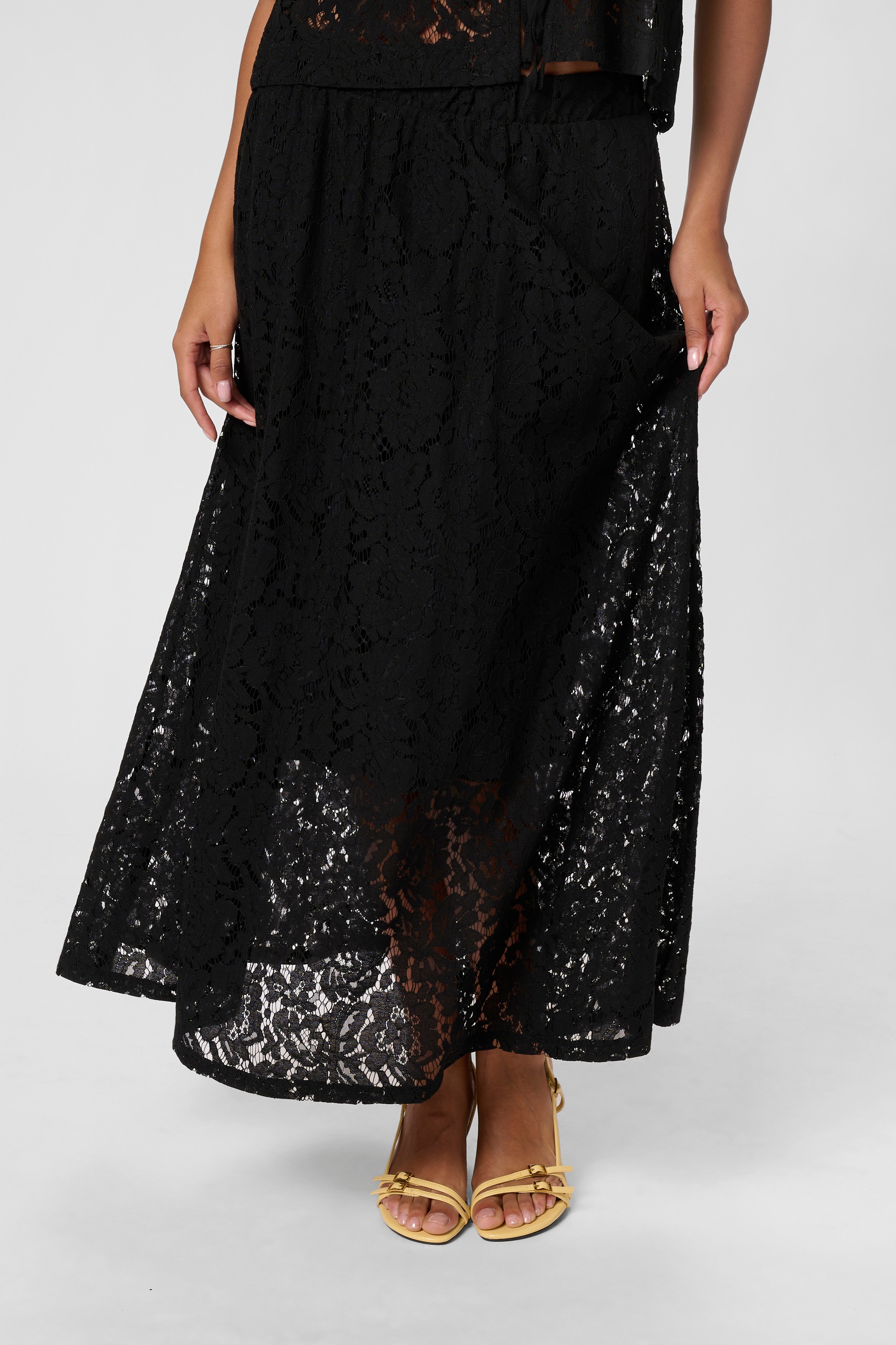 KAnomi Skjørt LOOKBOOK FRONT 10510288-100121