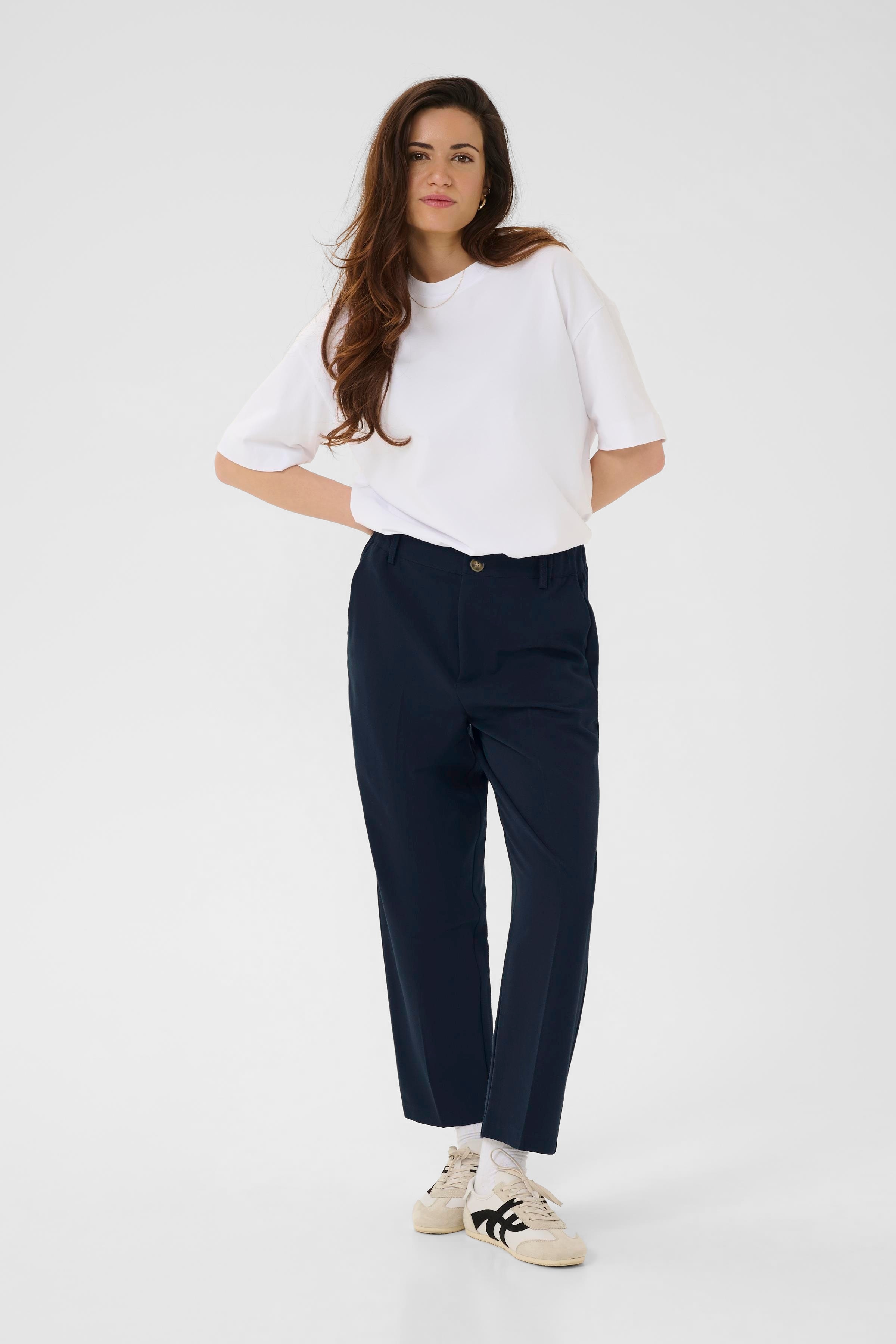 KAheather Trousers LOOKBOOK FRONT 10511224-194020