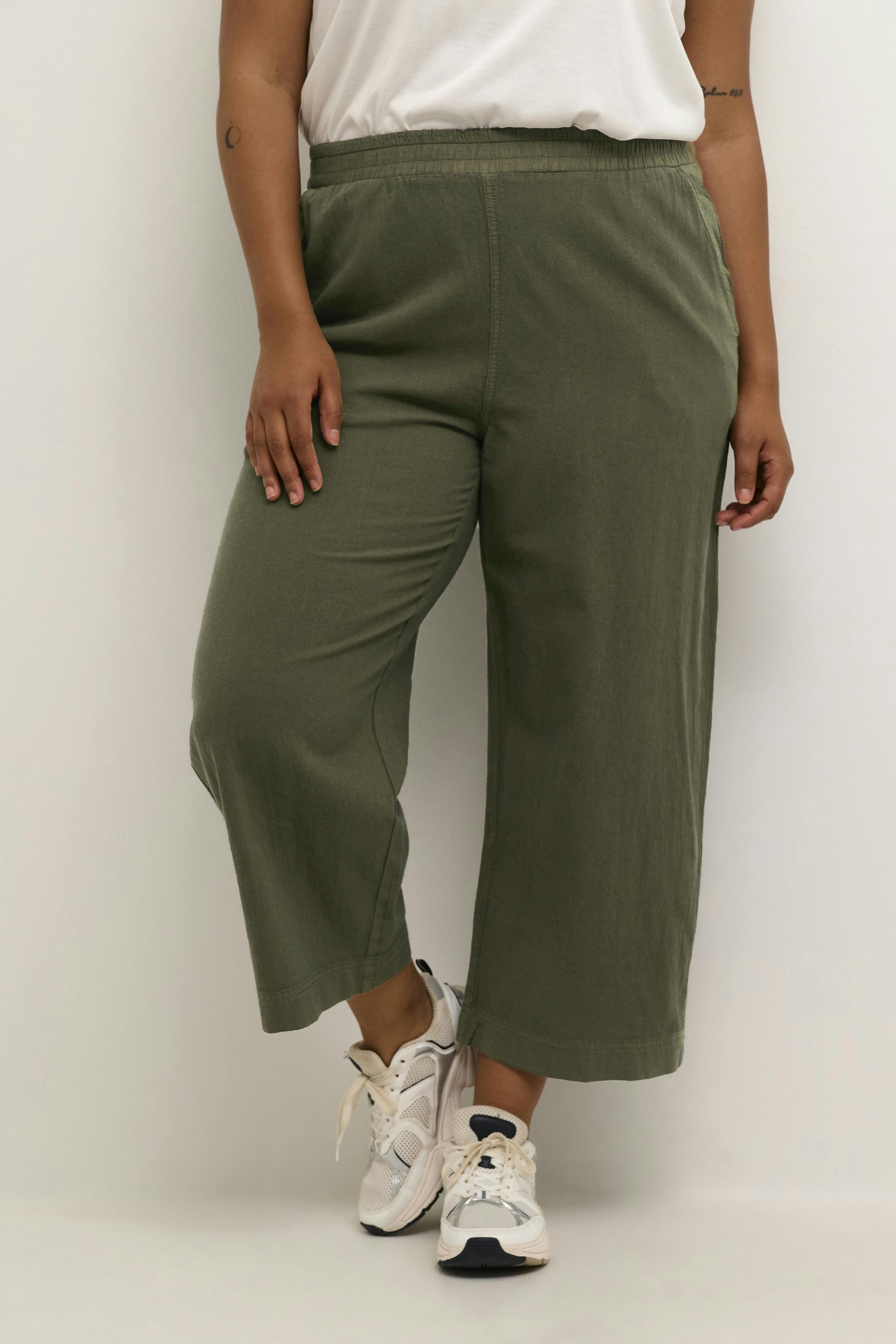 KCnana Culotte Hose LOOKBOOK FRONT 10581488-190511