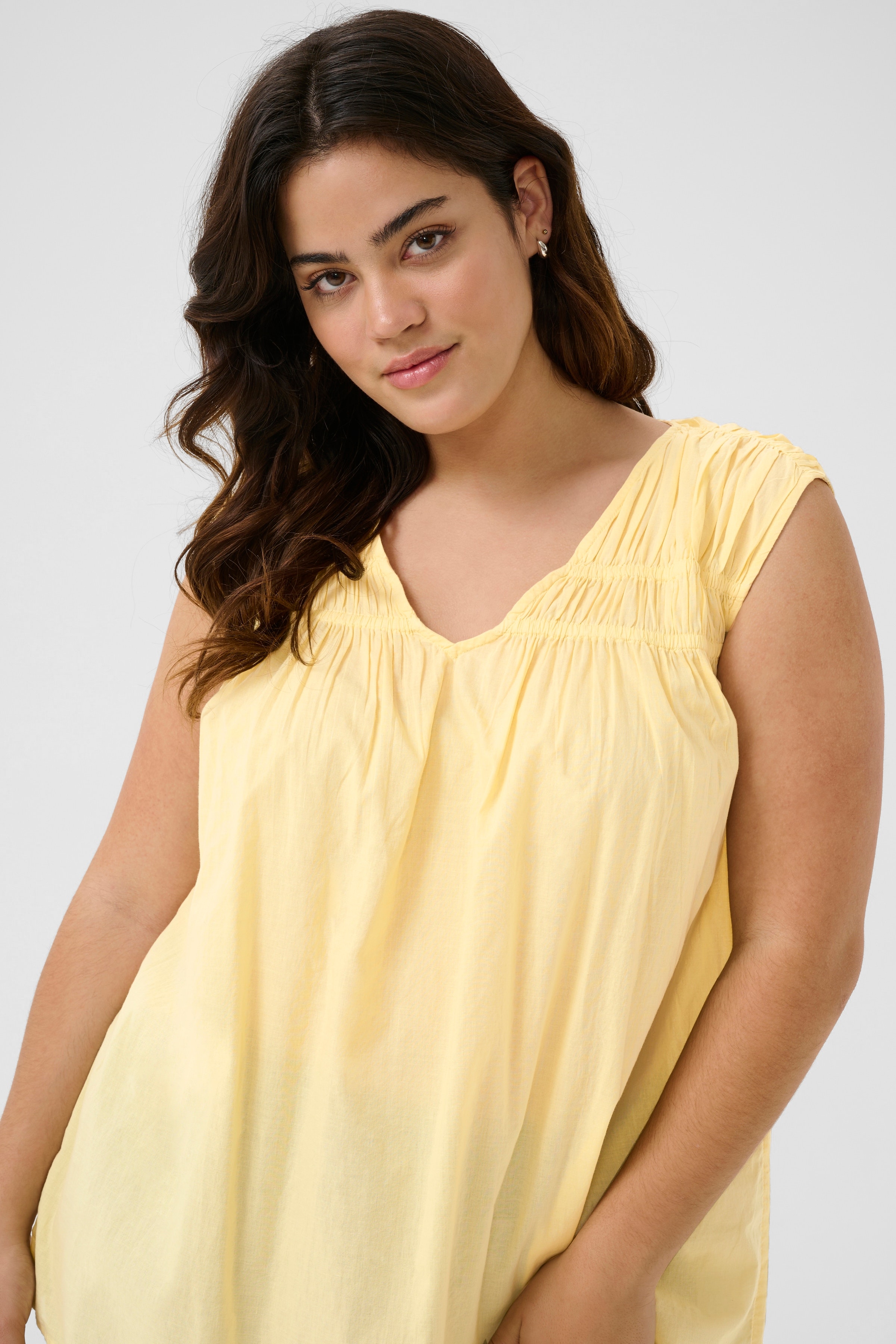 KCthia Bluse LOOKBOOK DETAIL 10583213-130922