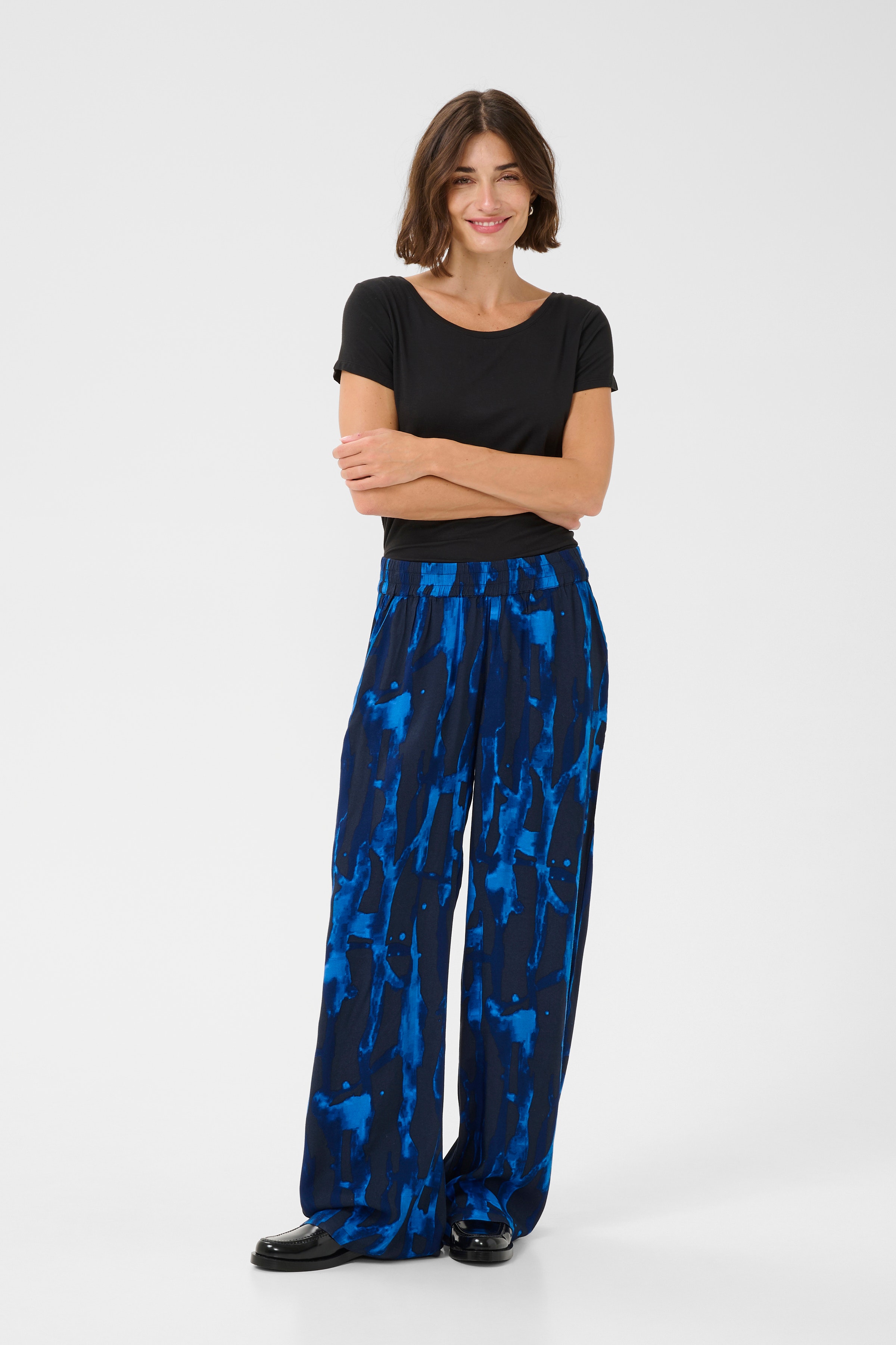 CUashley Hose LOOKBOOK FRONT 50112048-107958