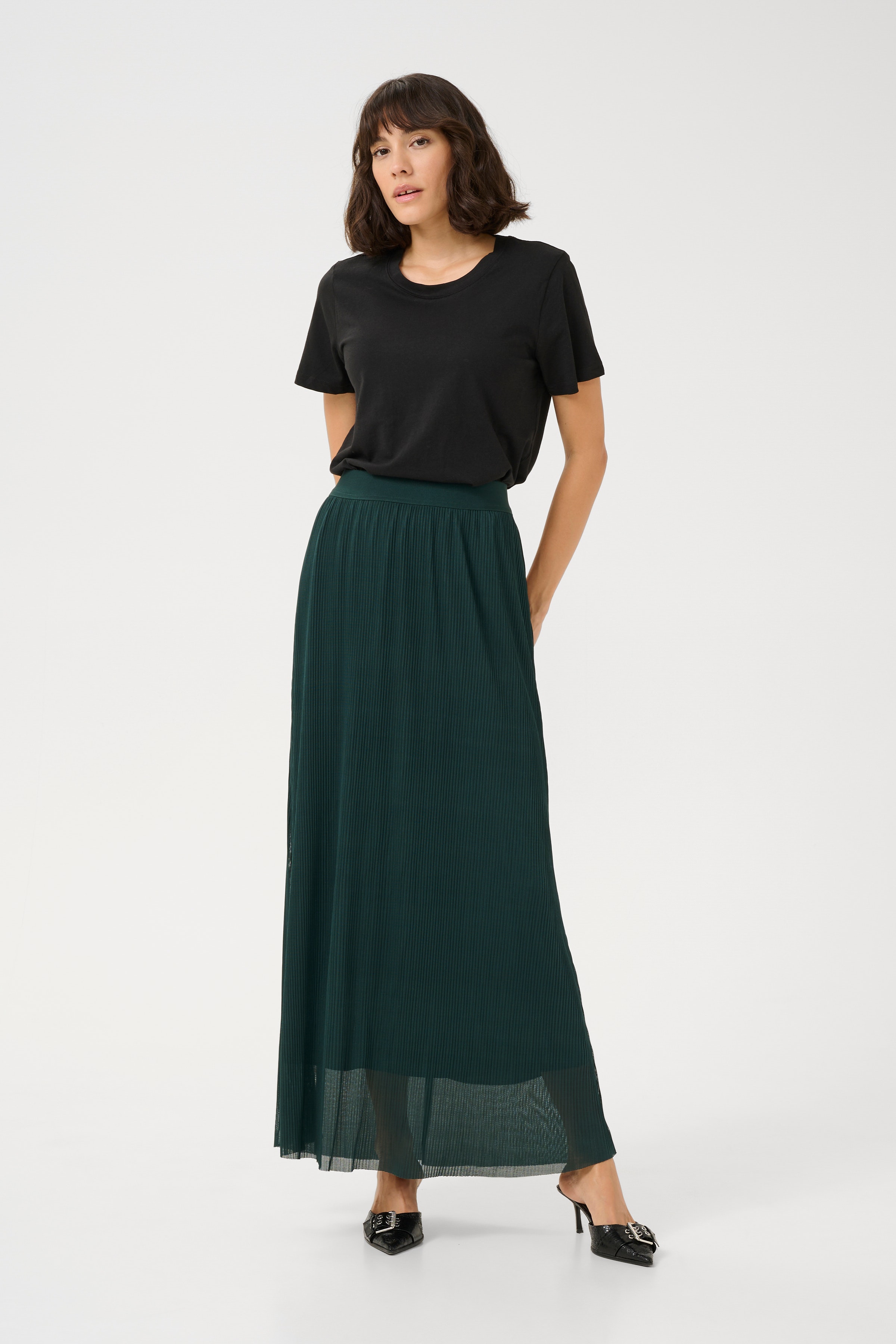 KAliva Skjørt LOOKBOOK FRONT 10510190-106796