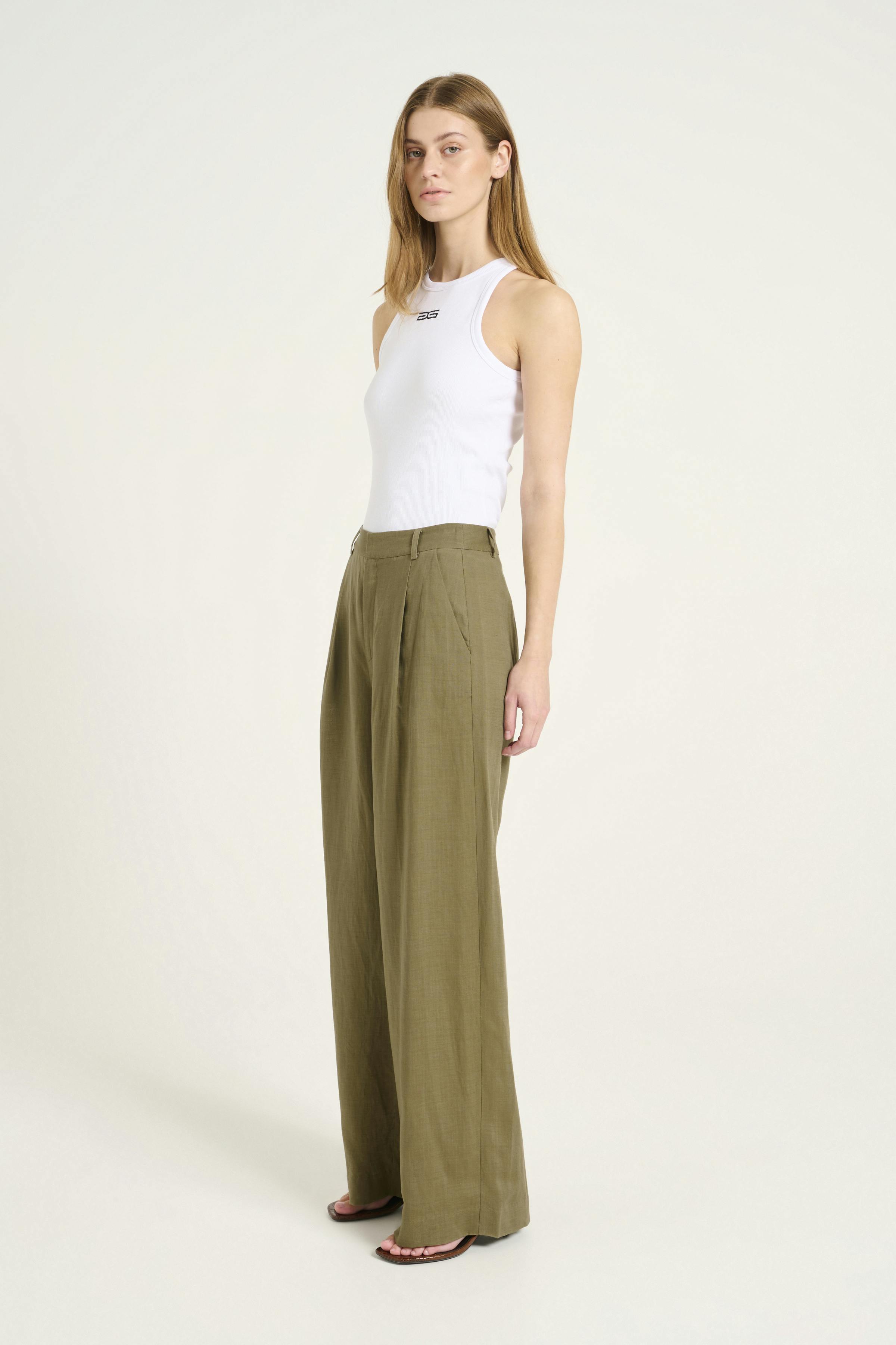 LizaGZ Linnen trousers LOOKBOOK FRONT 10909336-180615