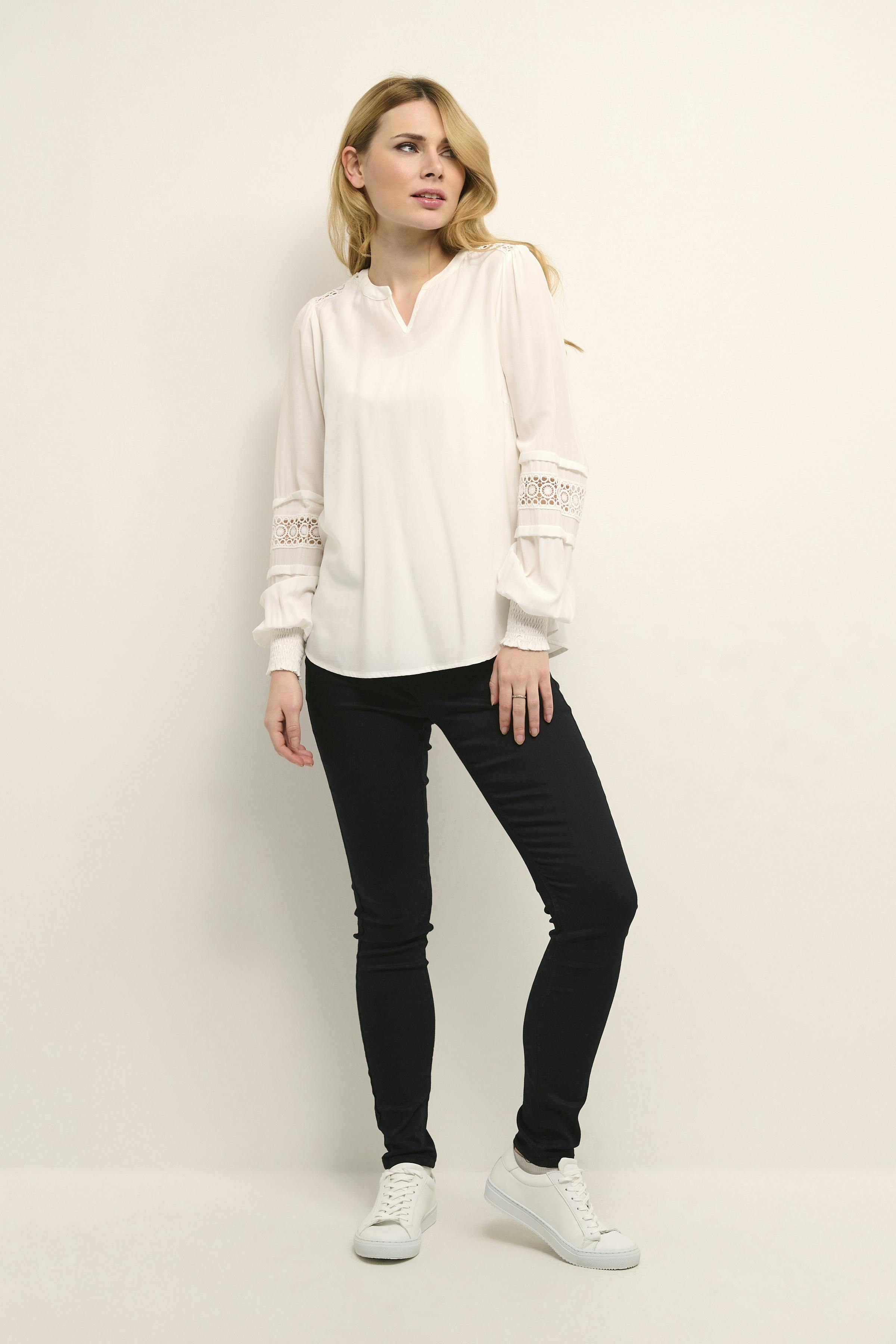 CUasmine Blouse LOOKBOOK FRONT 50109135-500013