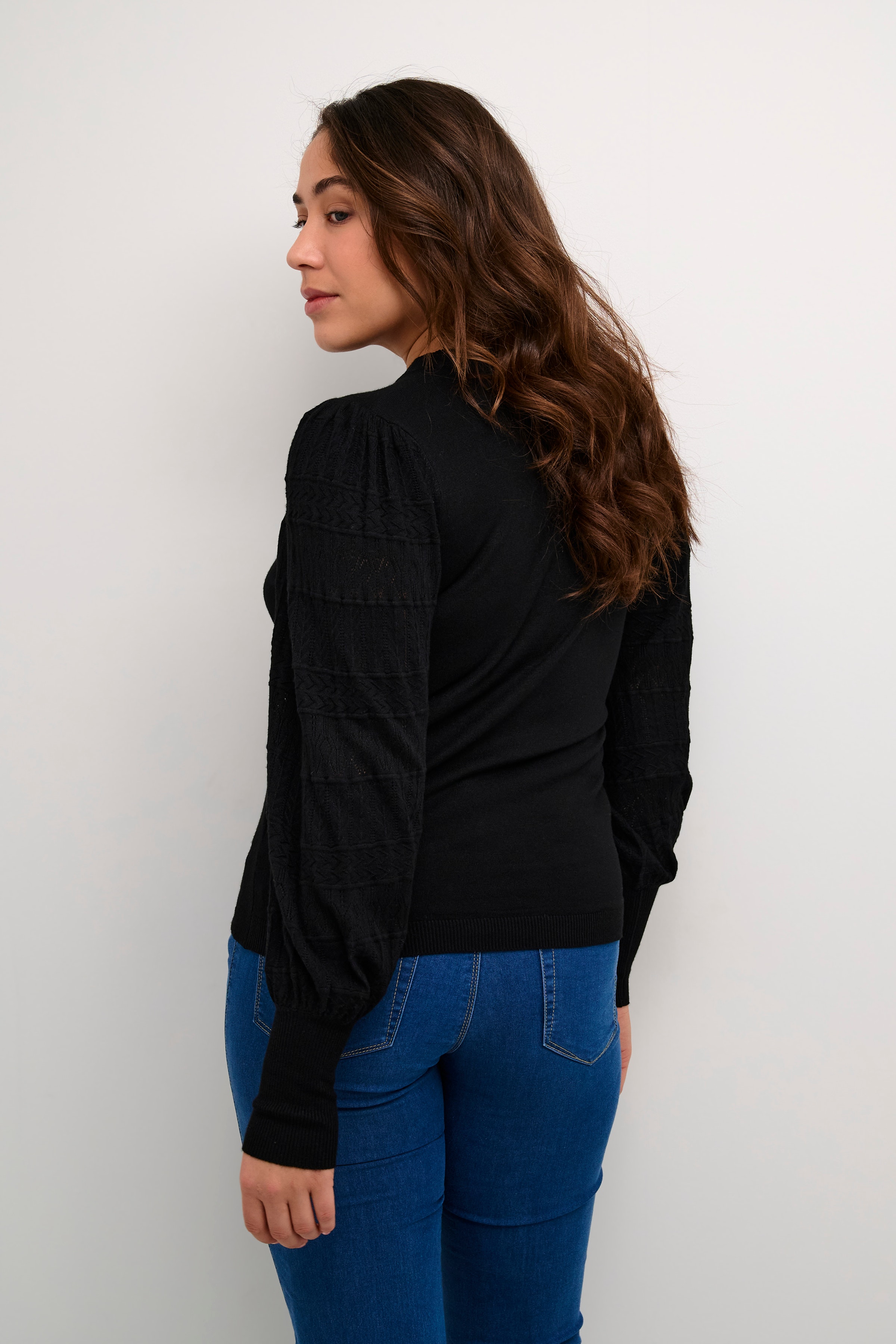 KAliola Pullover LOOKBOOK BACK 10508159-100121