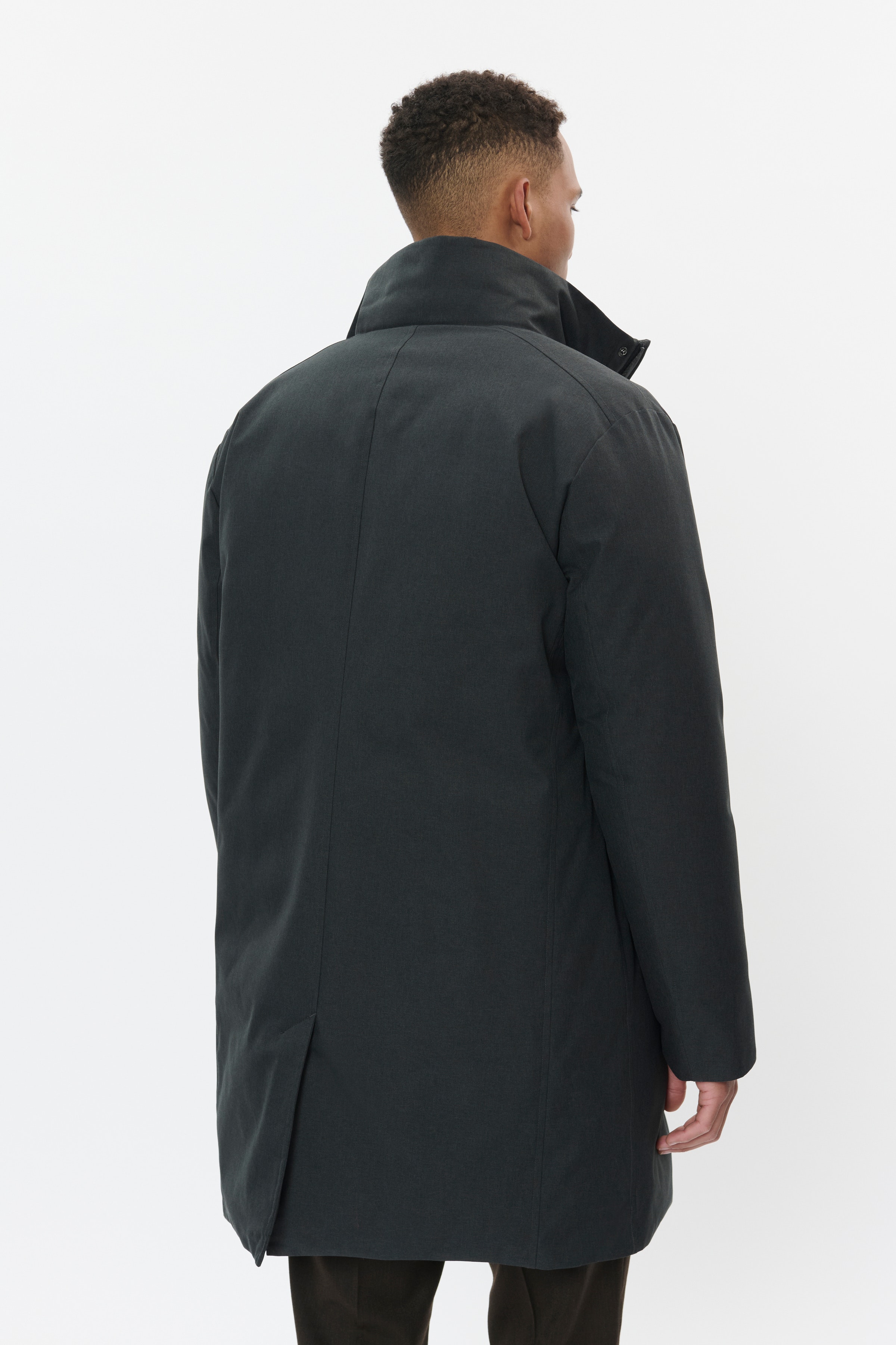 MAharvey Mantel LOOKBOOK BACK 30208145-300270