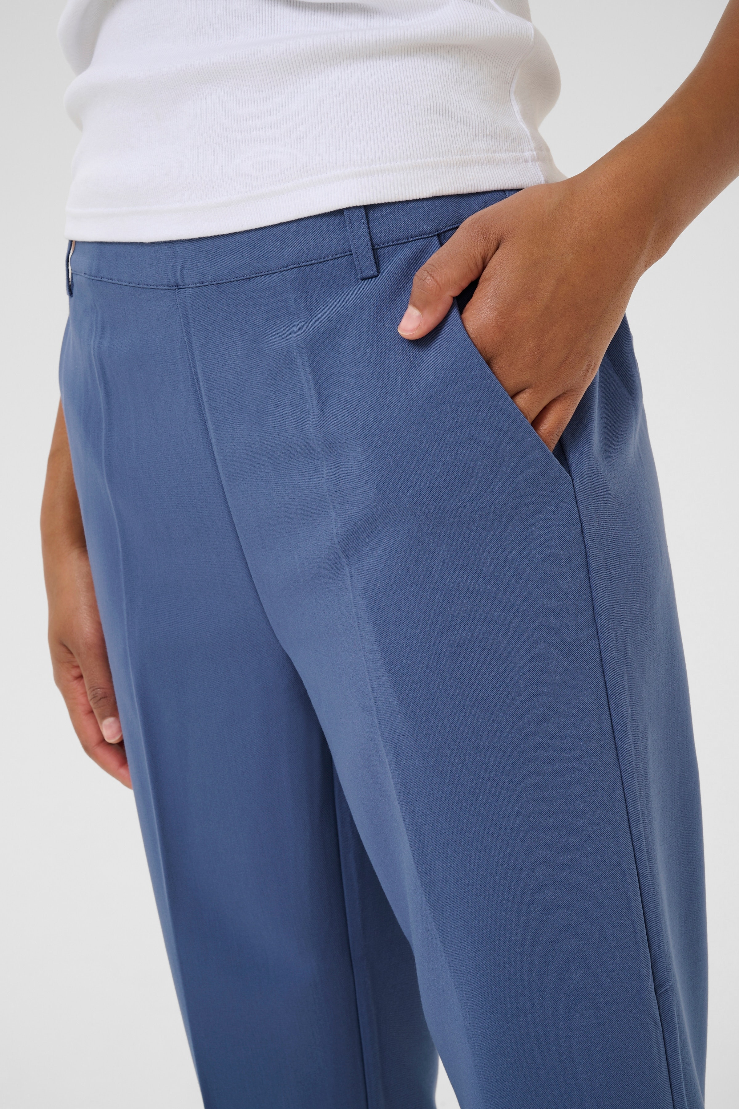 KAsakura Trousers LOOKBOOK DETAIL 10506127-193928