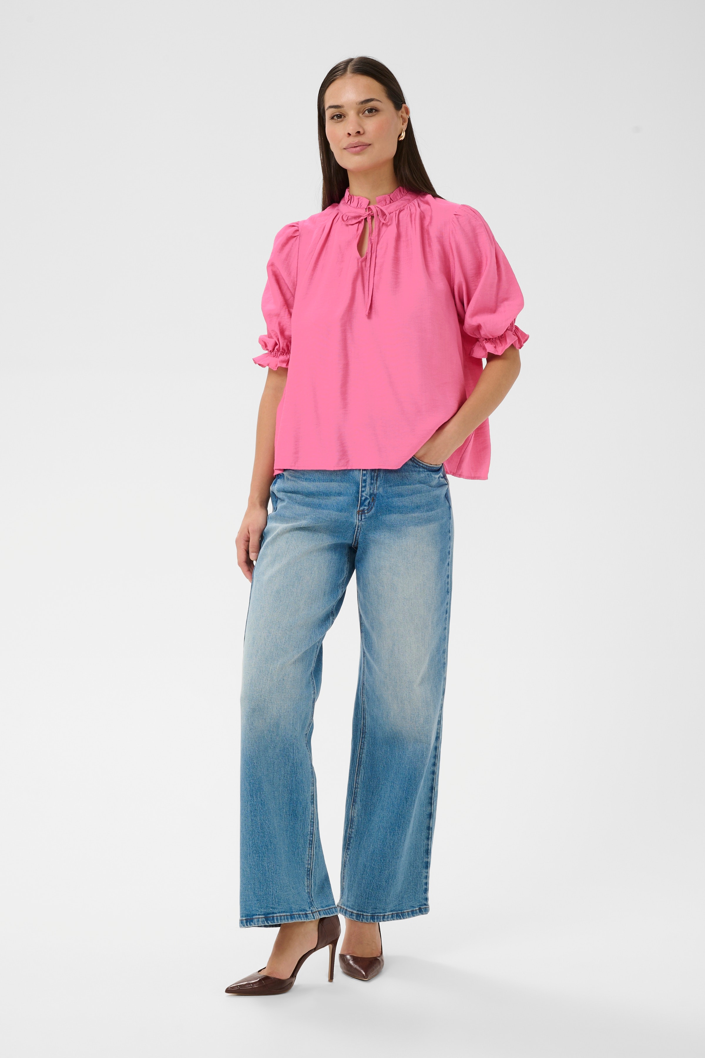 KAlufia Blus LOOKBOOK FRONT 10511214-162118