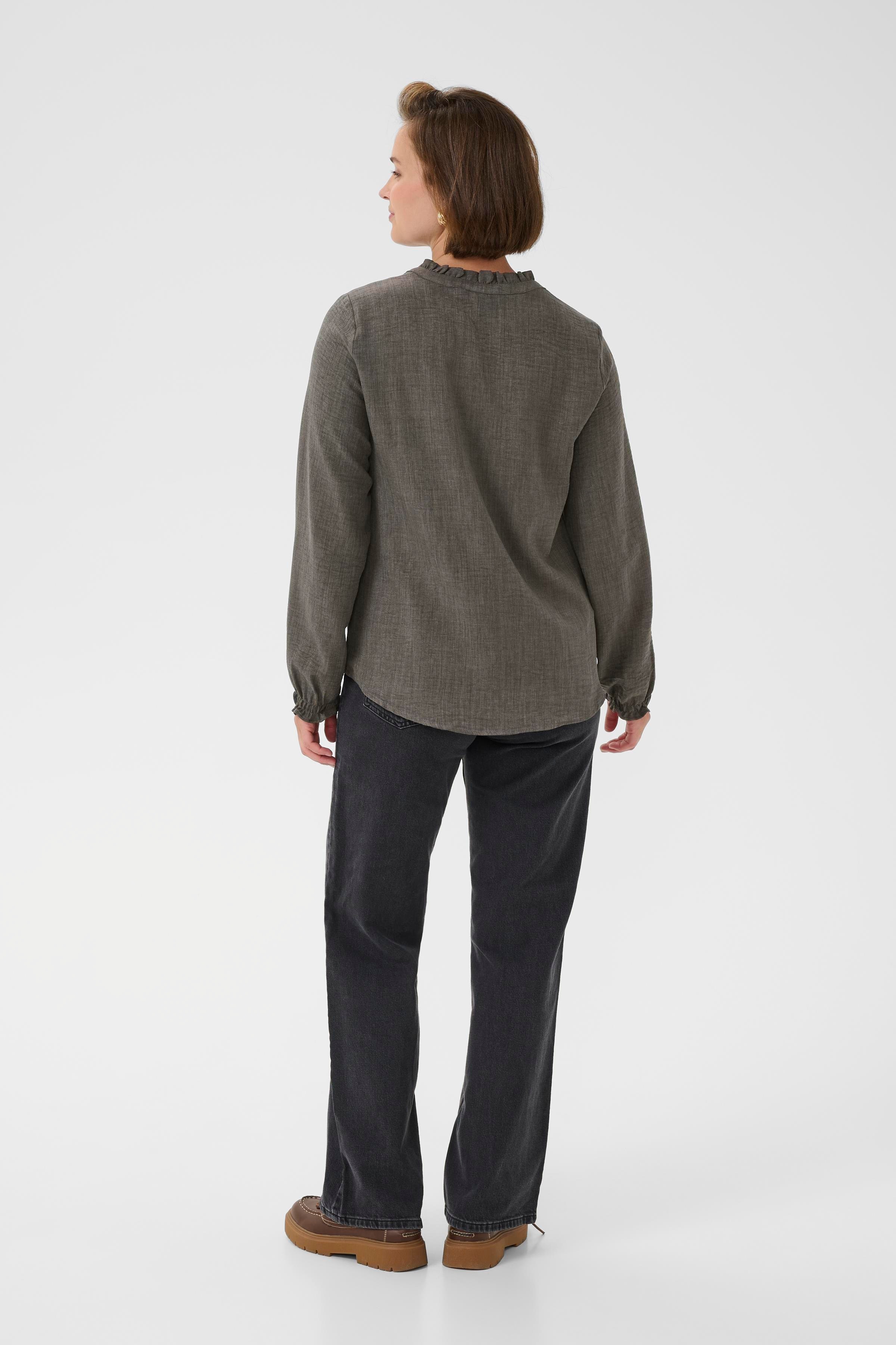 BPoda Blouse LOOKBOOK BACK 40200075-100125
