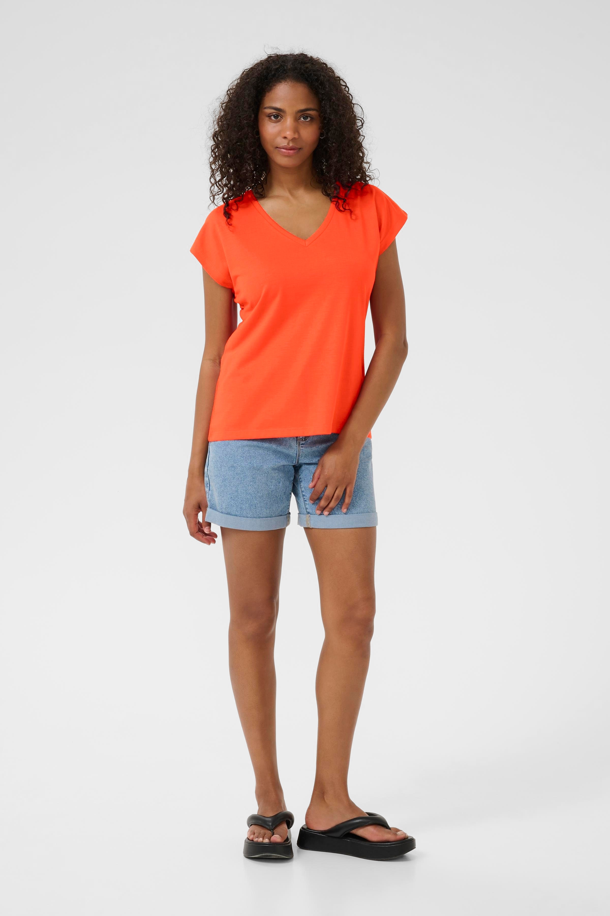 KAlise T-shirt LOOKBOOK FRONT 10504040-171558